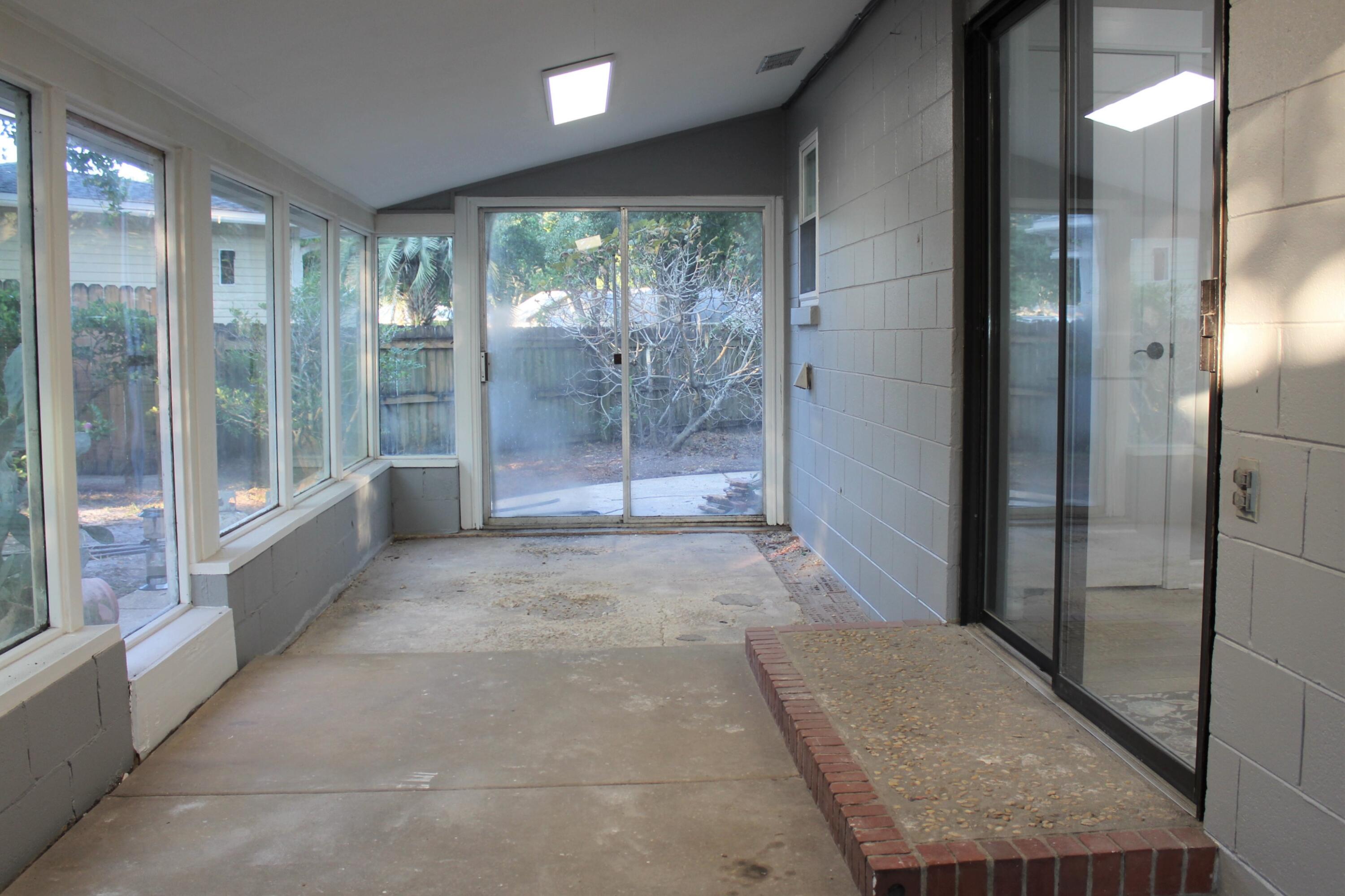 SEABREEZE 6TH ADDN - Residential