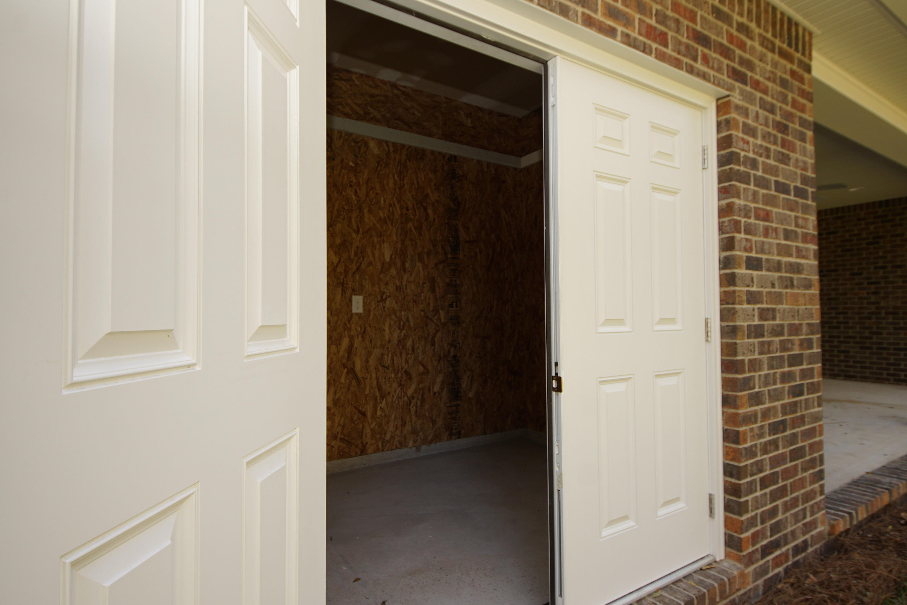 Lot 16 Block 7 Plat 1 Valparaiso - Residential