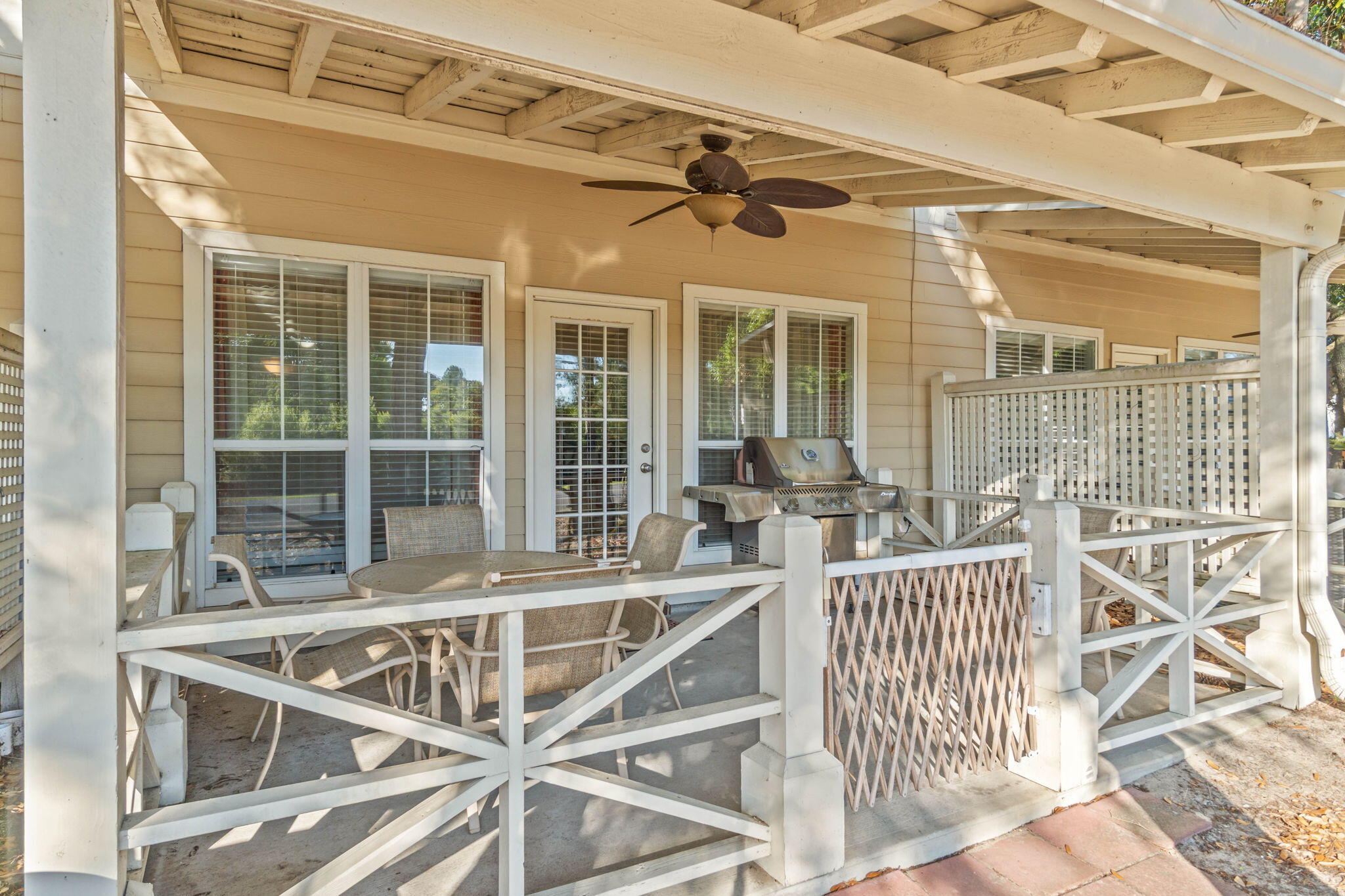 TWIN LAKES TOWNHOMES PH 2 - Residential