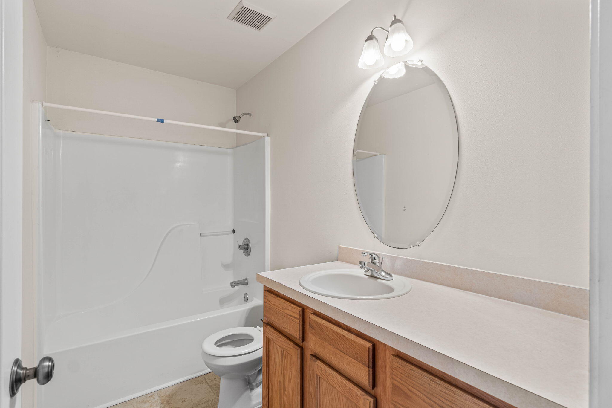 TWIN LAKES TOWNHOMES PH 2 - Residential