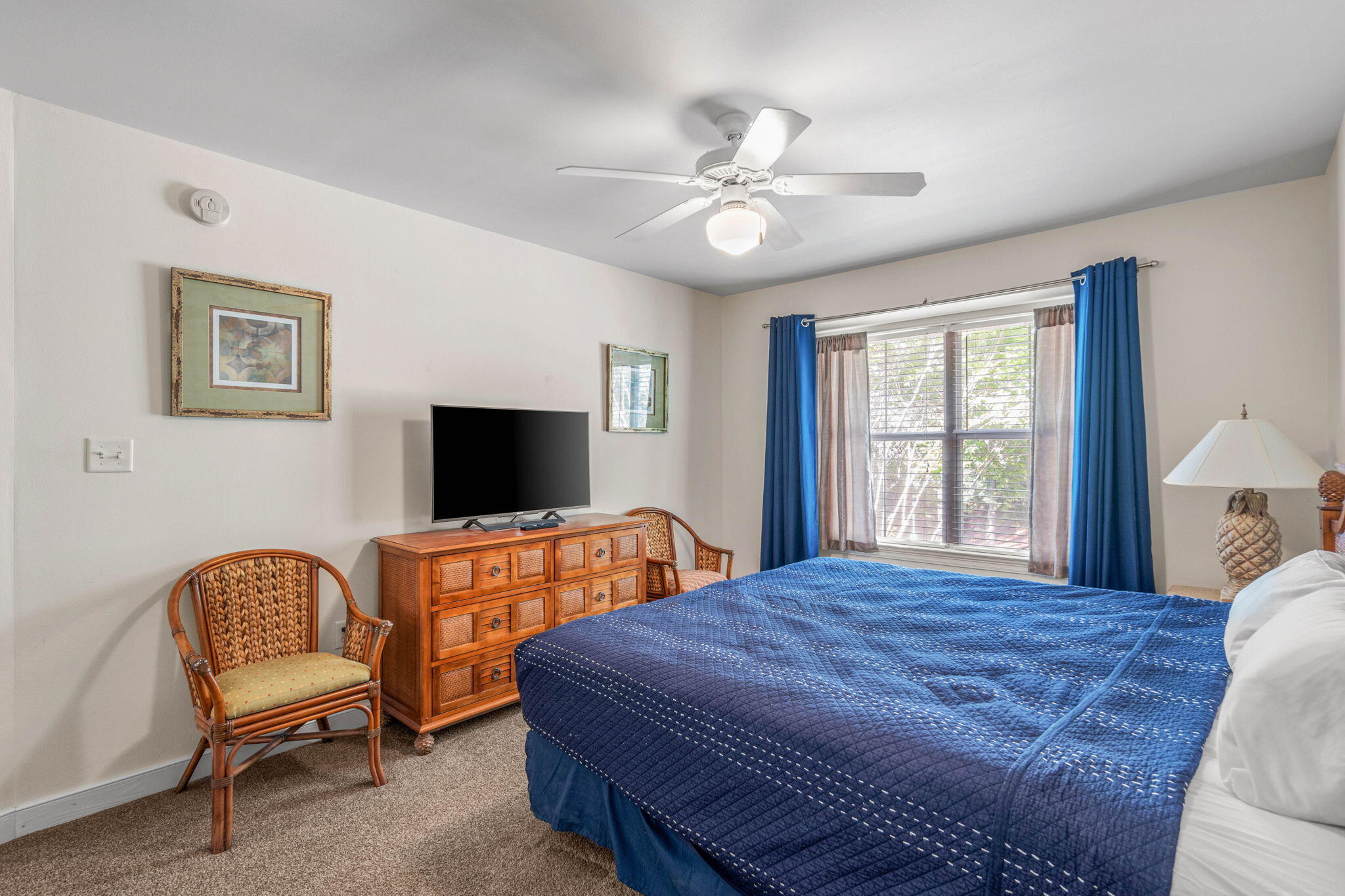 TWIN LAKES TOWNHOMES PH 2 - Residential