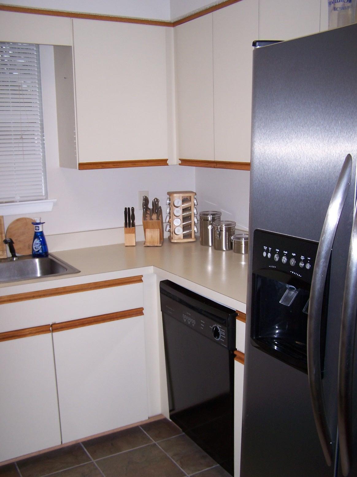 VALPARAISO PINECREST 6 - Residential Lease