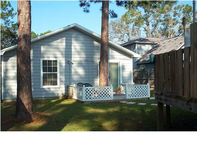 VALPARAISO PINECREST 6 - Residential Lease