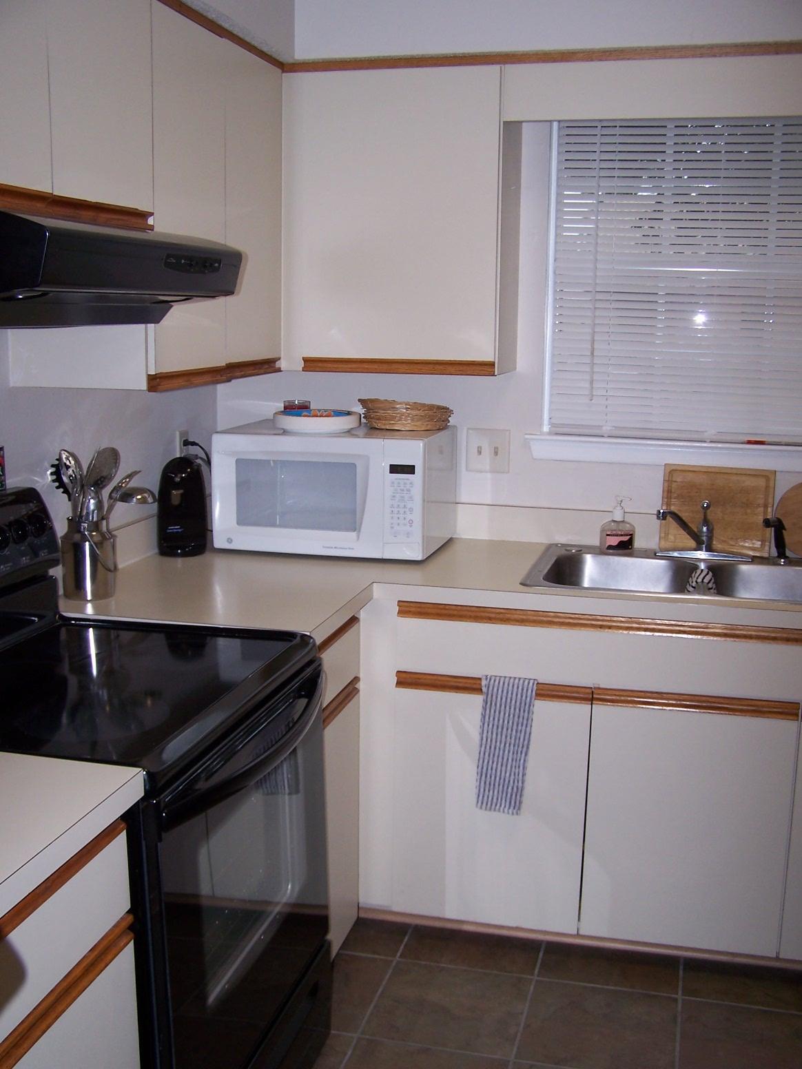 VALPARAISO PINECREST 6 - Residential Lease