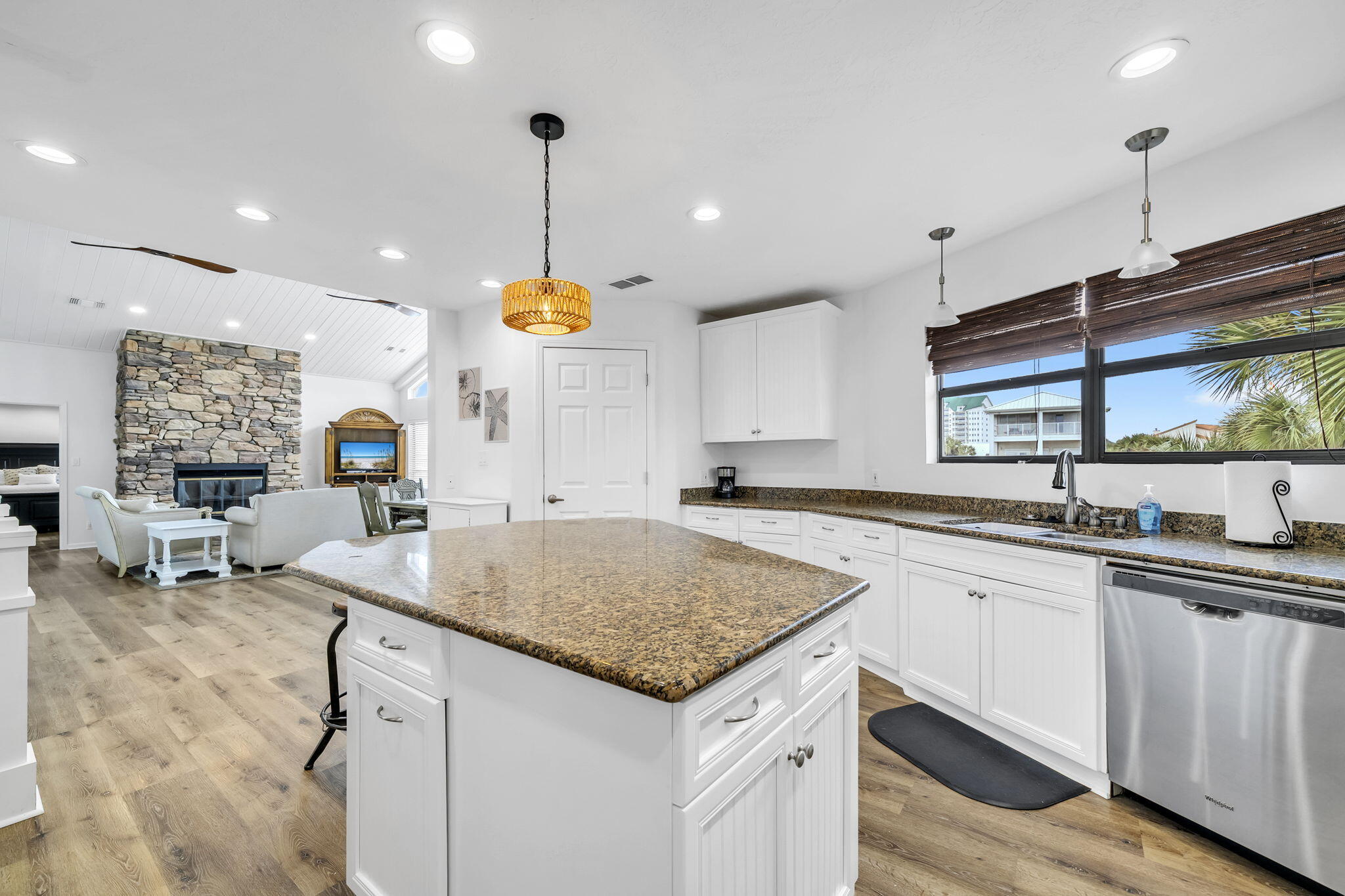 HOLIDAY ISLE - Residential