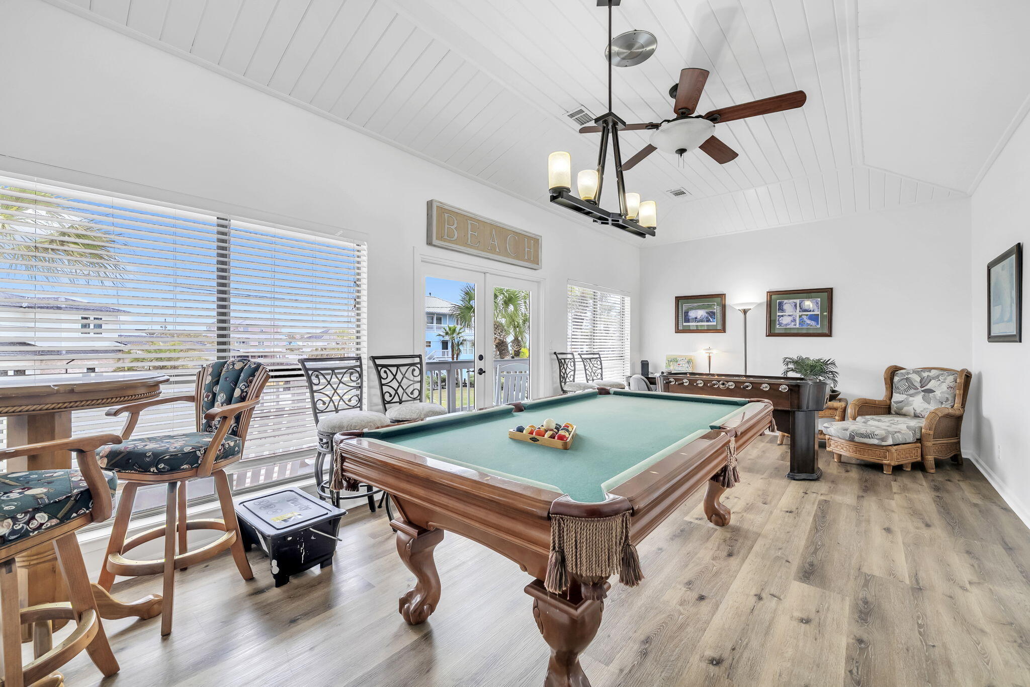 HOLIDAY ISLE - Residential