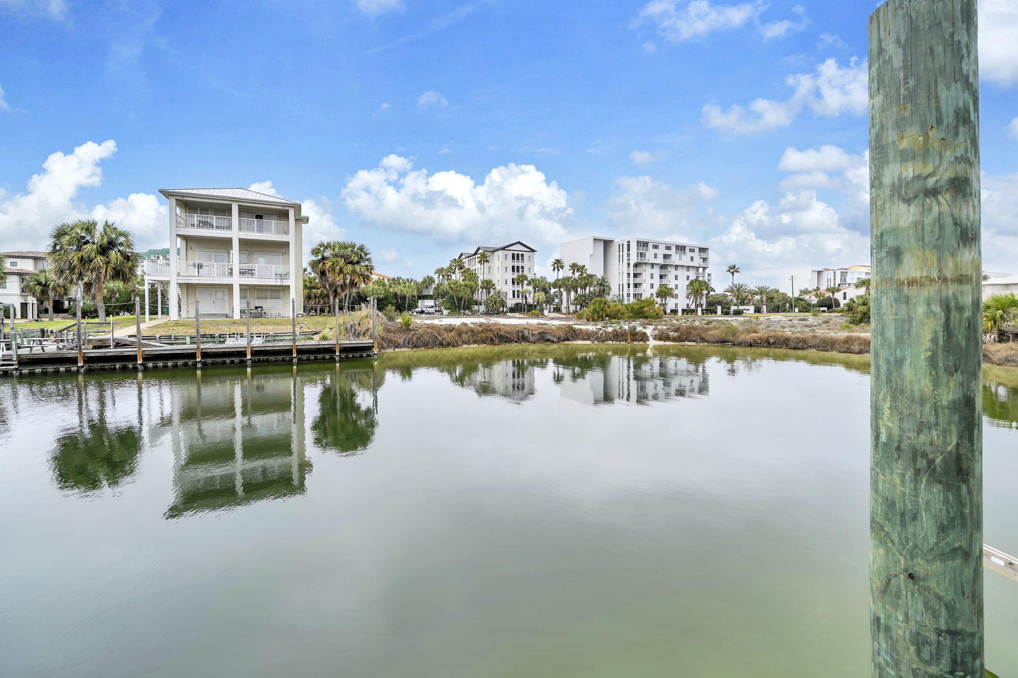 HOLIDAY ISLE - Residential