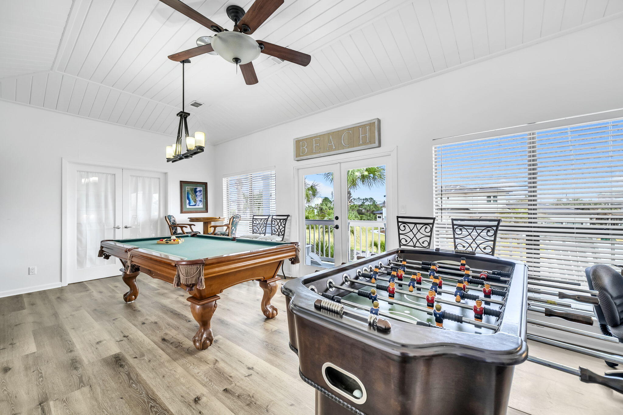 HOLIDAY ISLE - Residential