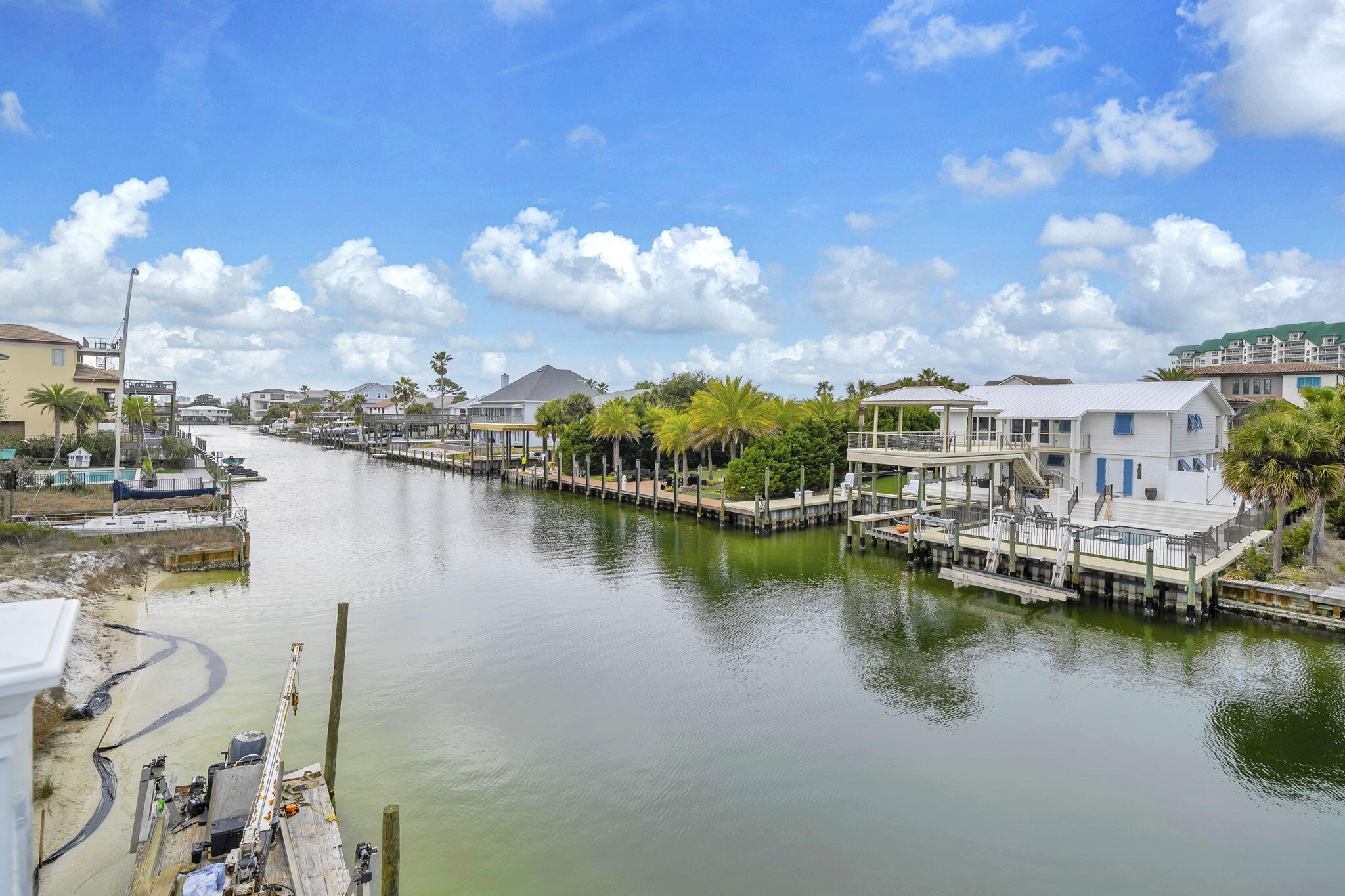 HOLIDAY ISLE - Residential