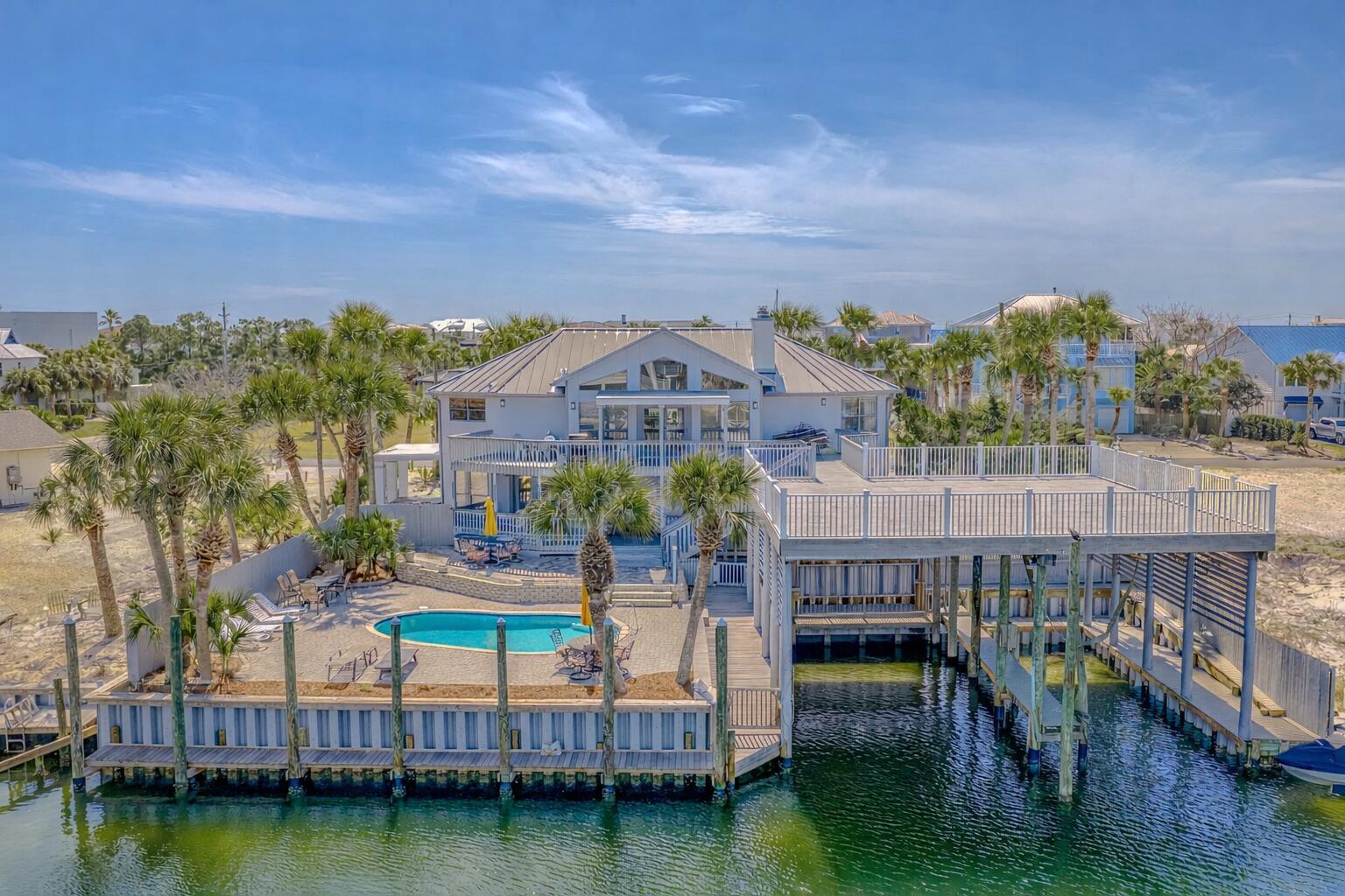 HOLIDAY ISLE - Residential