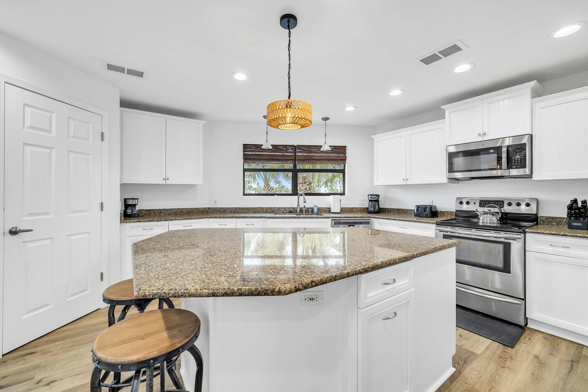 HOLIDAY ISLE - Residential