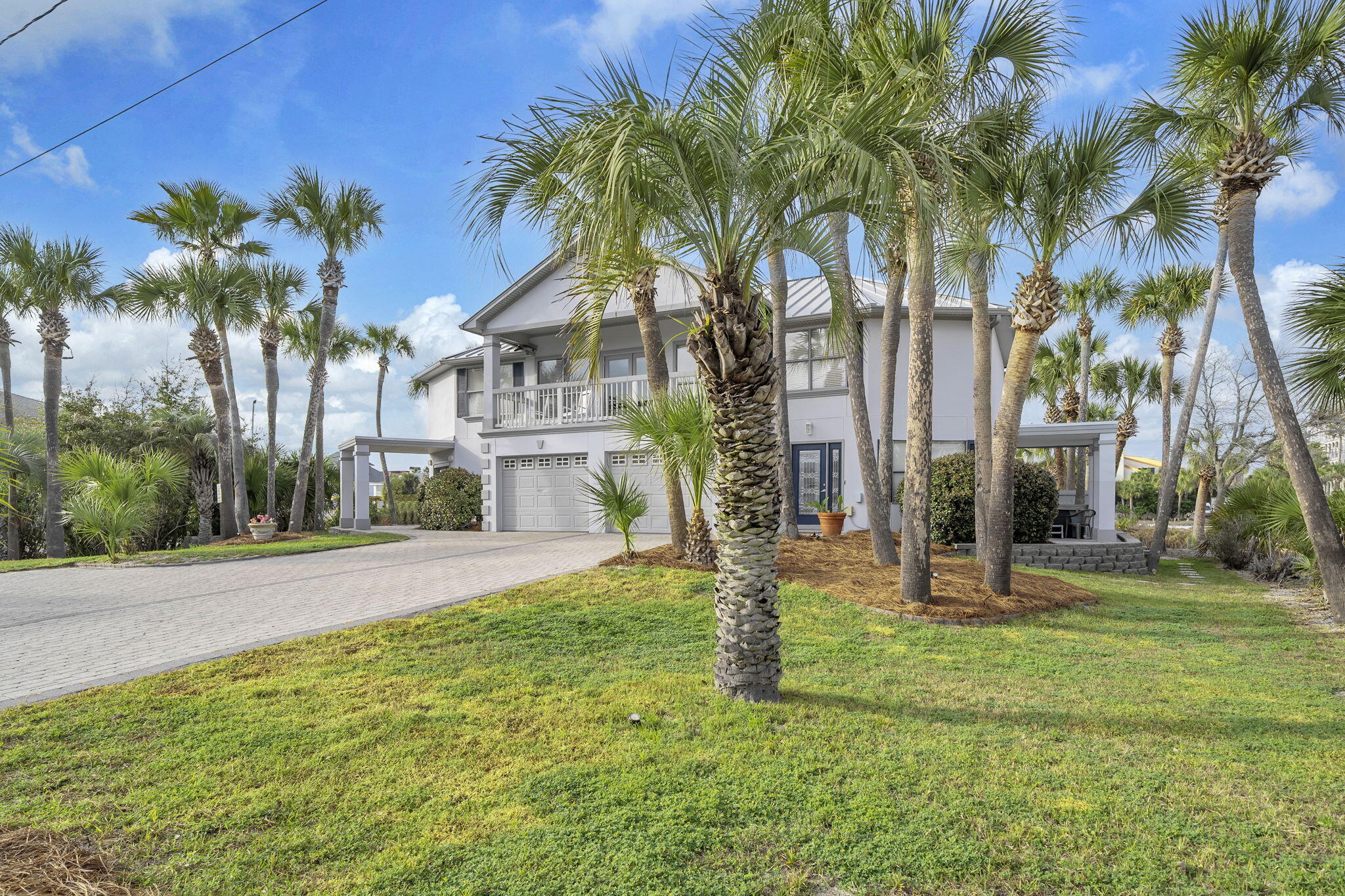 HOLIDAY ISLE - Residential