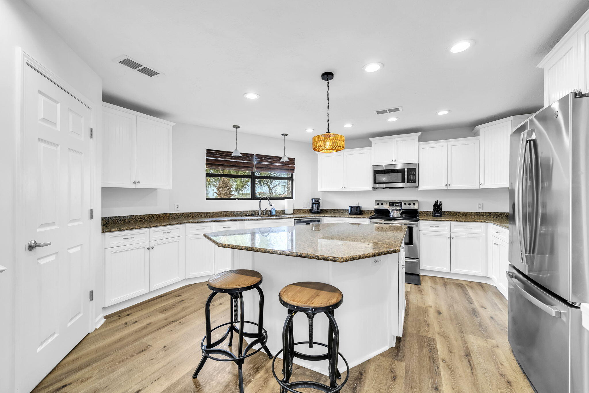 HOLIDAY ISLE - Residential