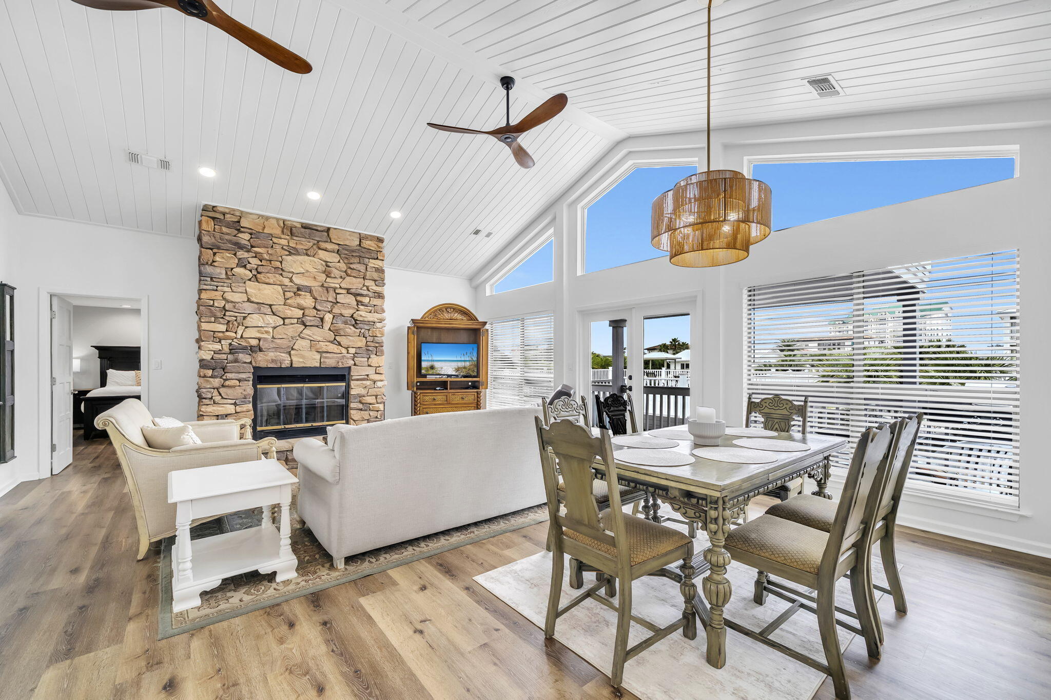 HOLIDAY ISLE - Residential