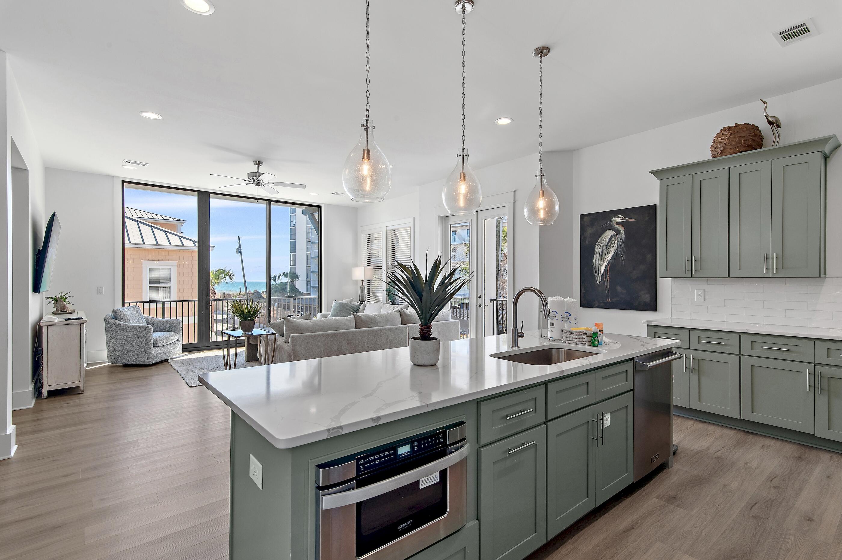 SNOW DRIFT BEACH - Residential