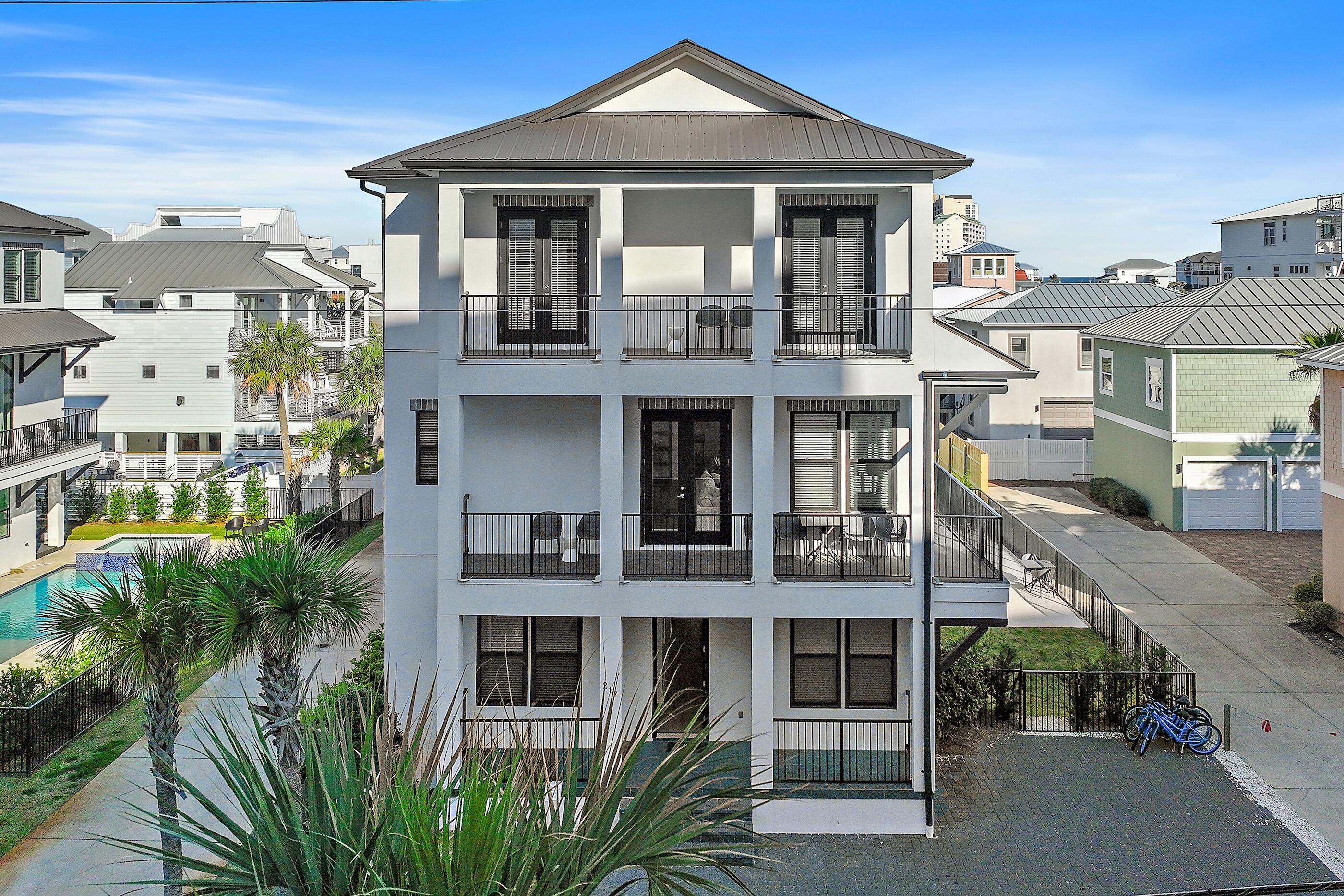 SNOW DRIFT BEACH - Residential