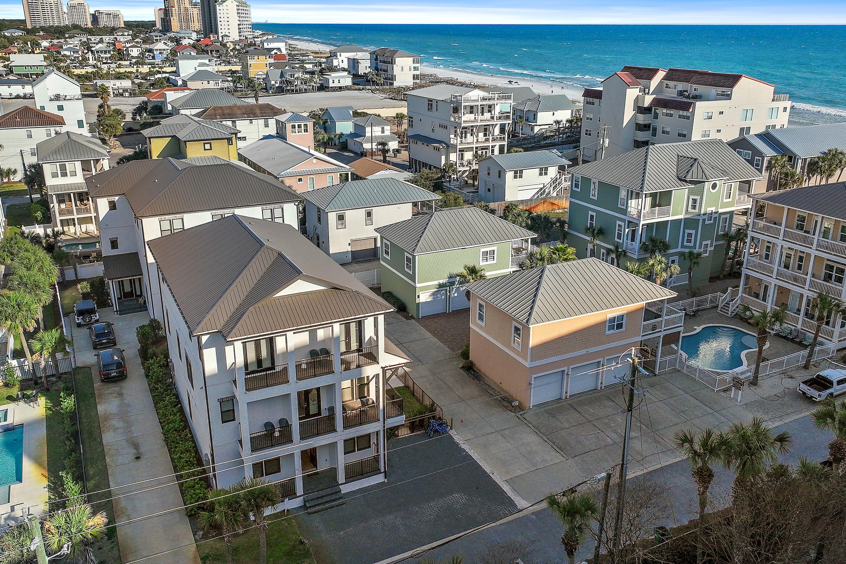 SNOW DRIFT BEACH - Residential