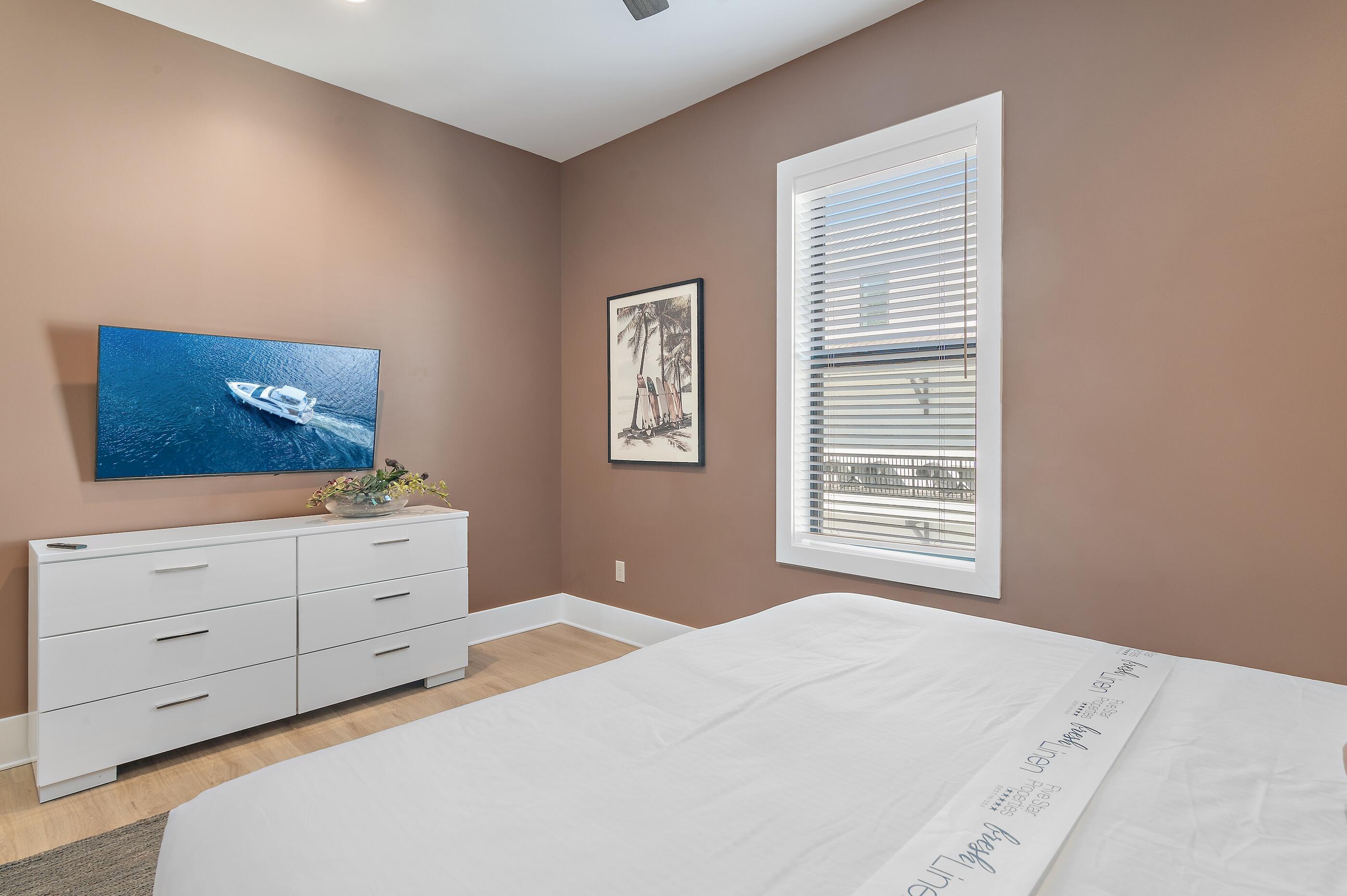 SNOW DRIFT BEACH - Residential