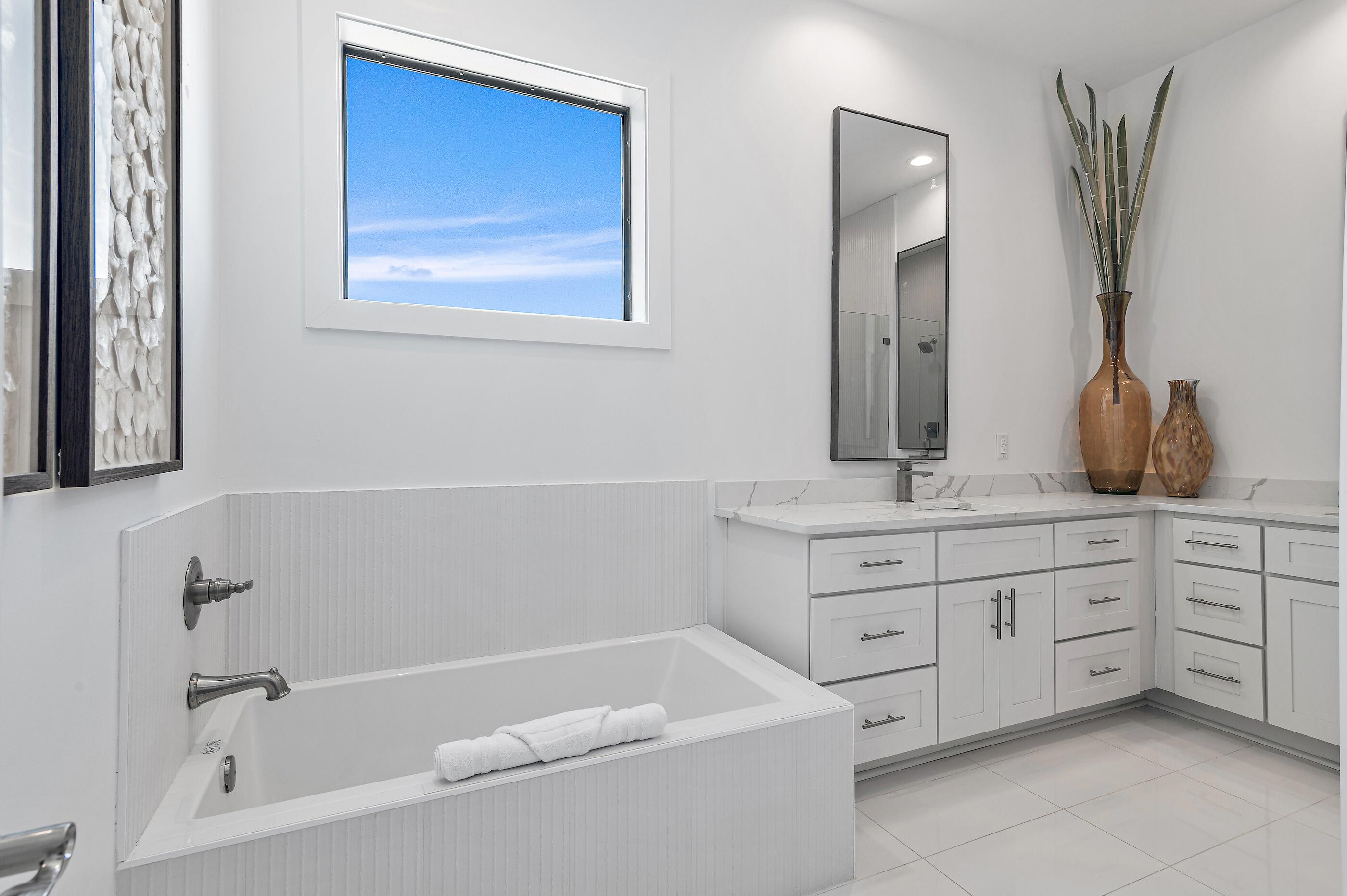 SNOW DRIFT BEACH - Residential
