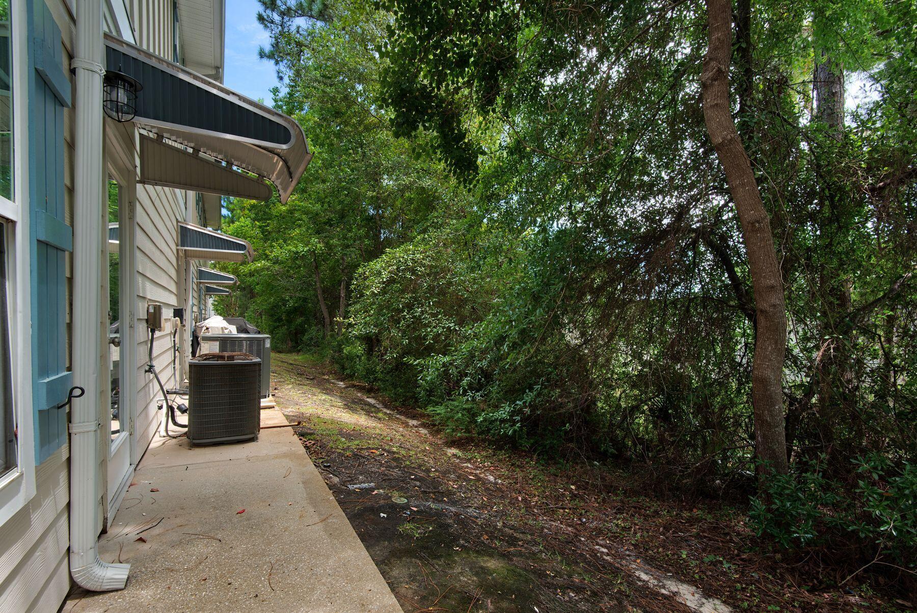 WATER OAKS T/H - Residential