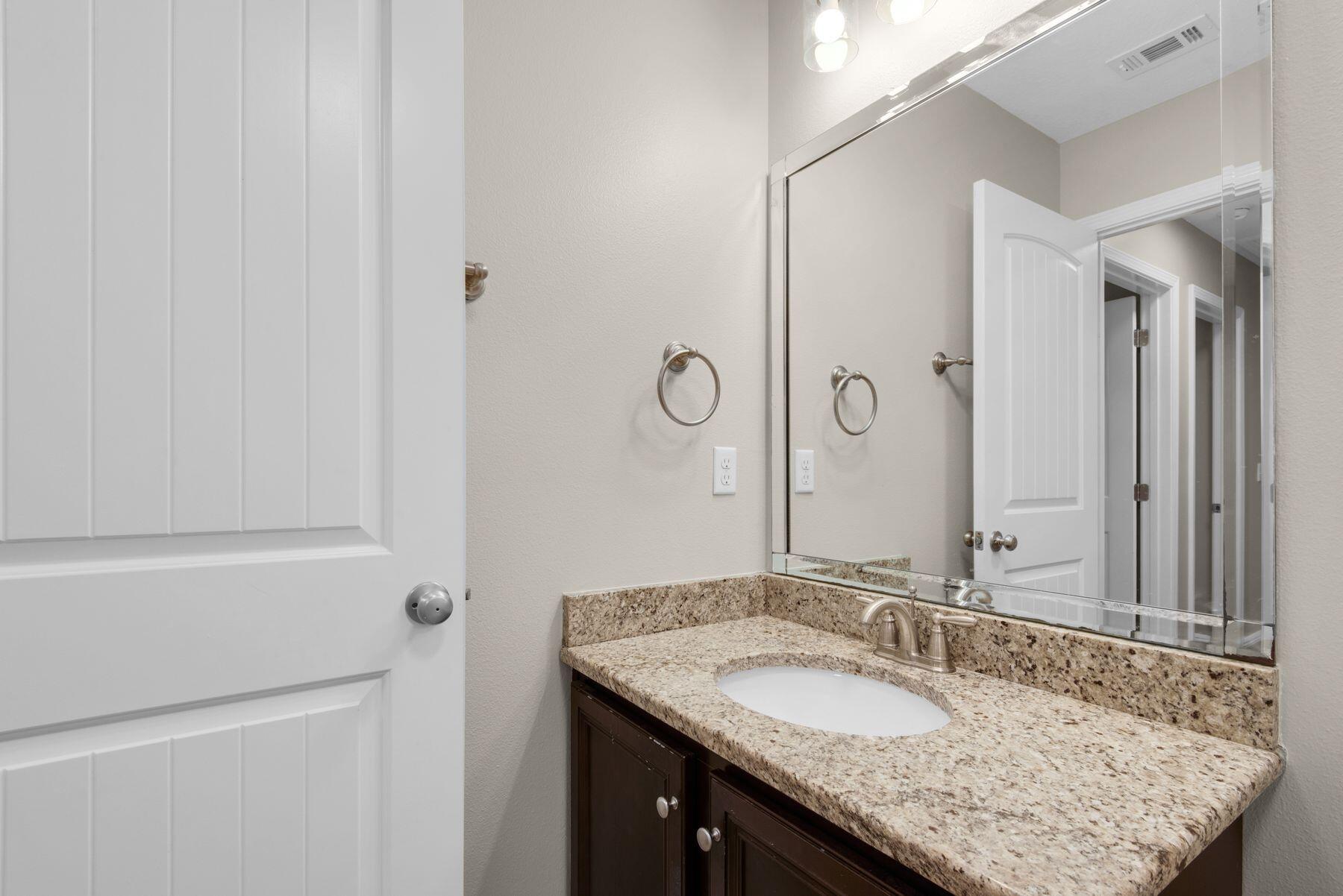 WATER OAKS T/H - Residential