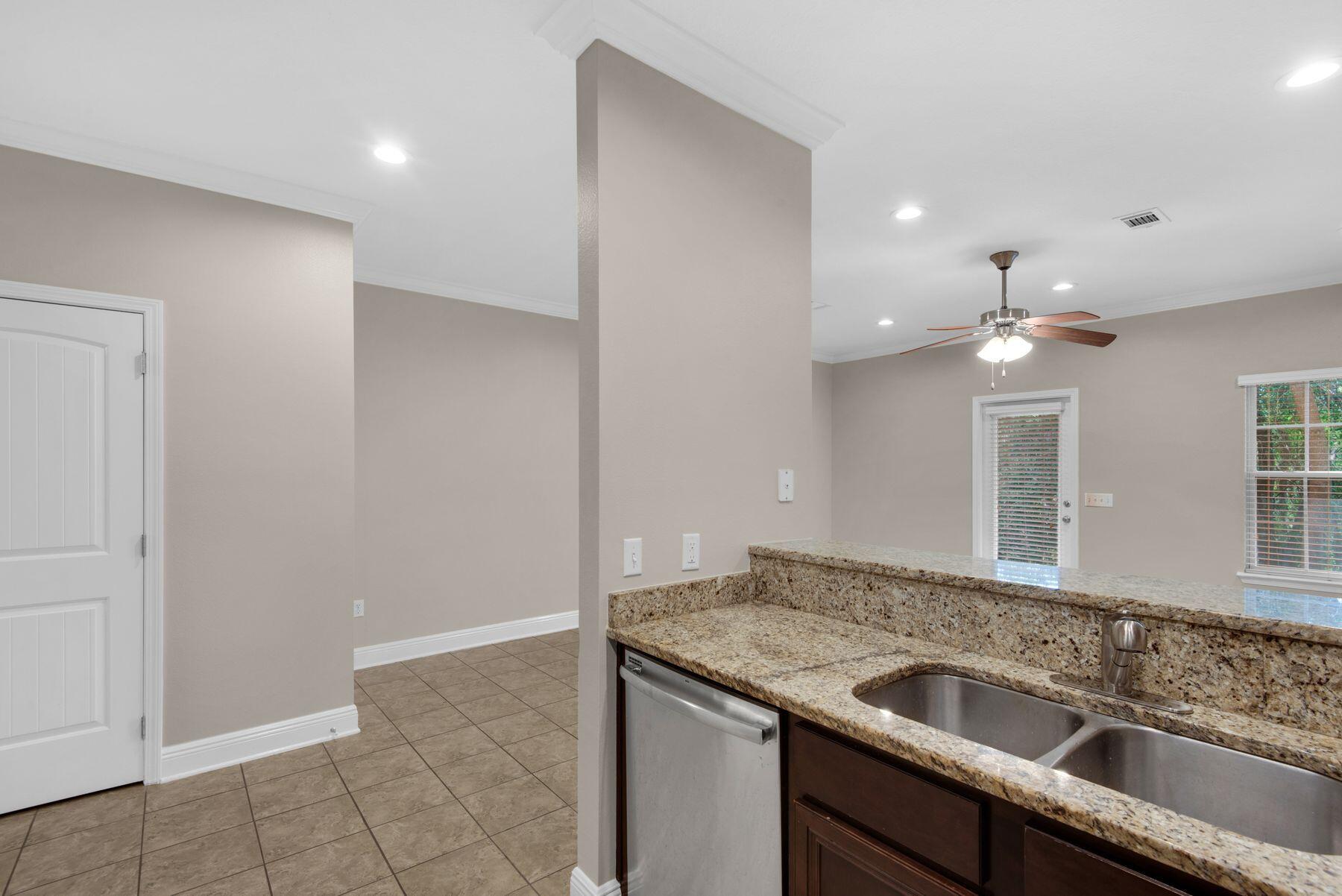 WATER OAKS T/H - Residential