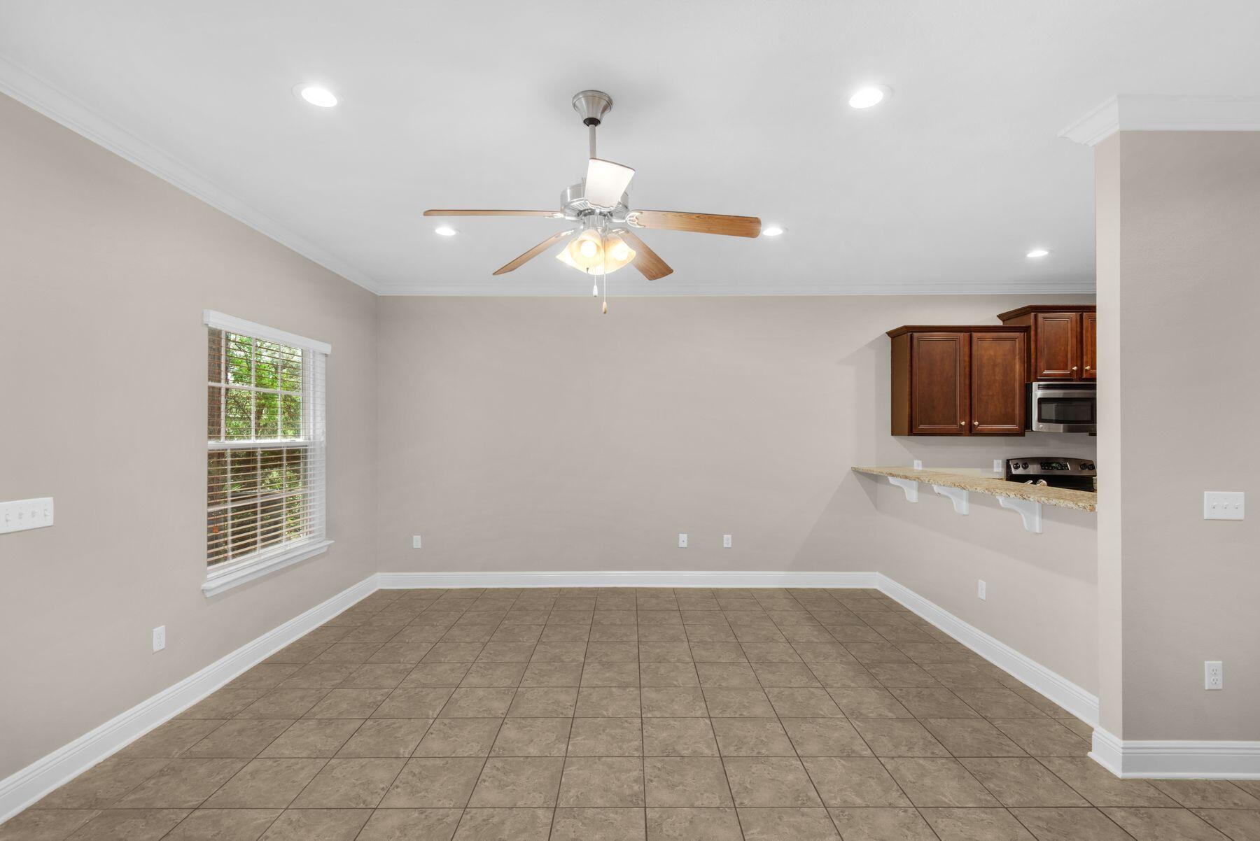 WATER OAKS T/H - Residential