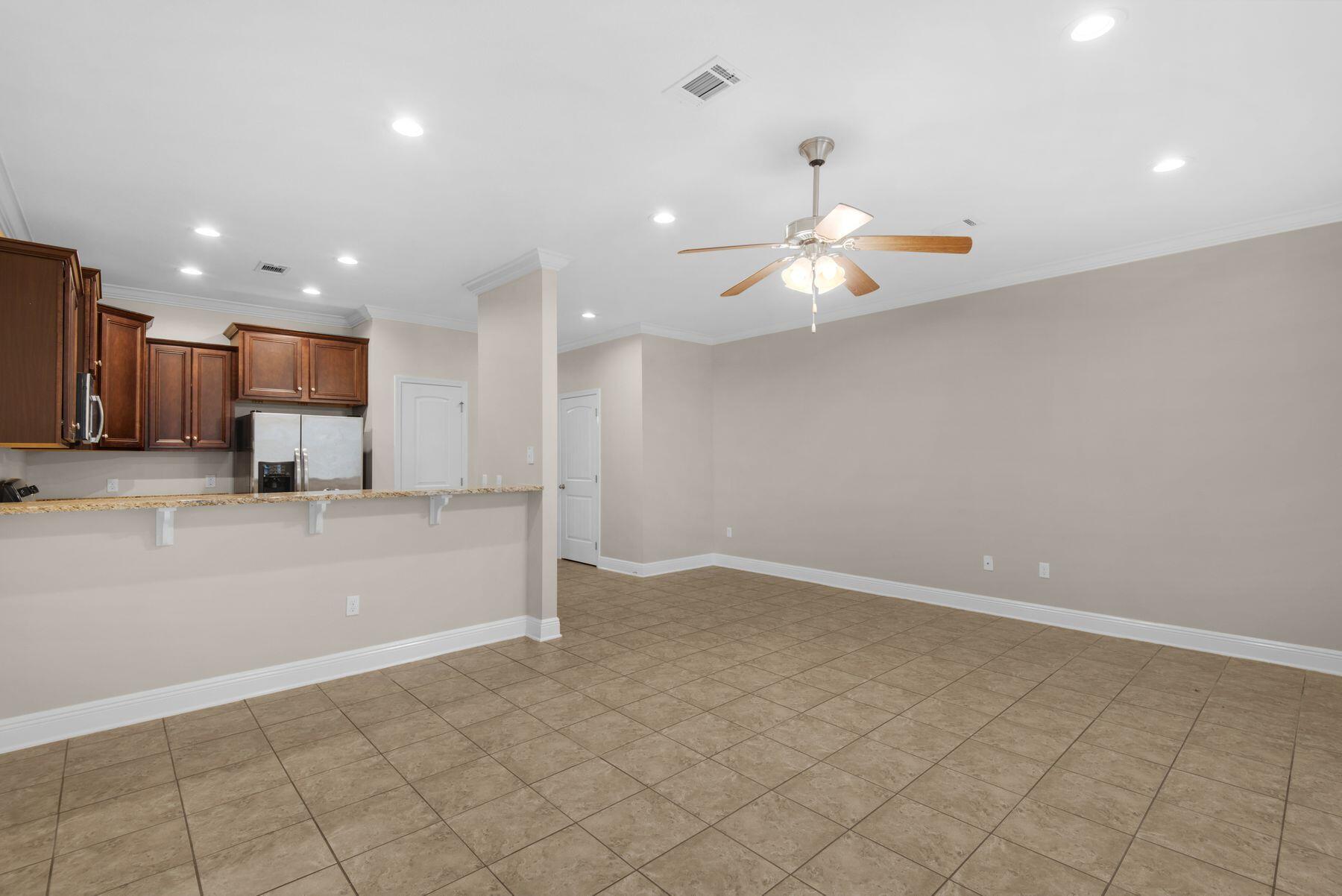 WATER OAKS T/H - Residential