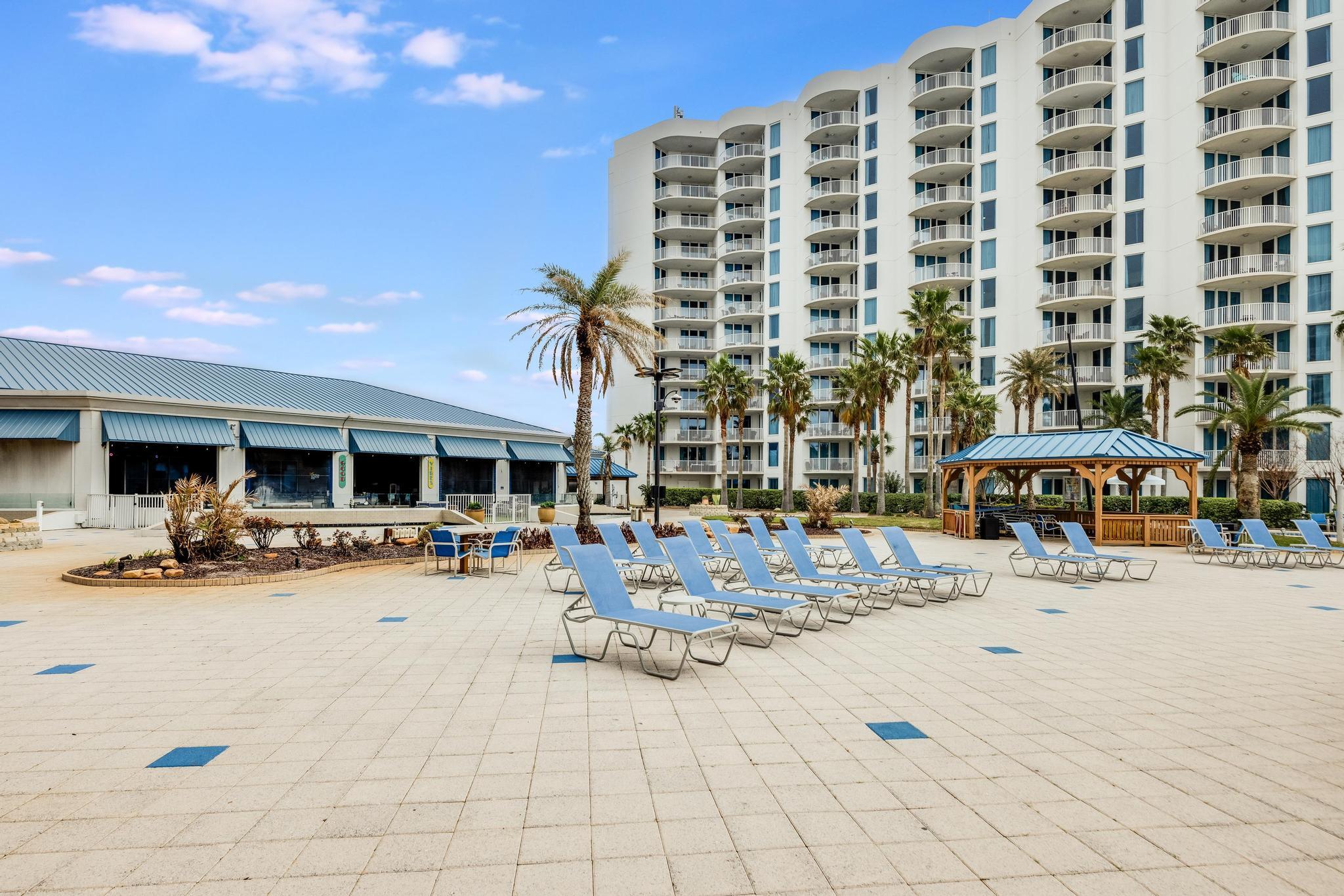 THE PALMS OF DESTIN - Residential