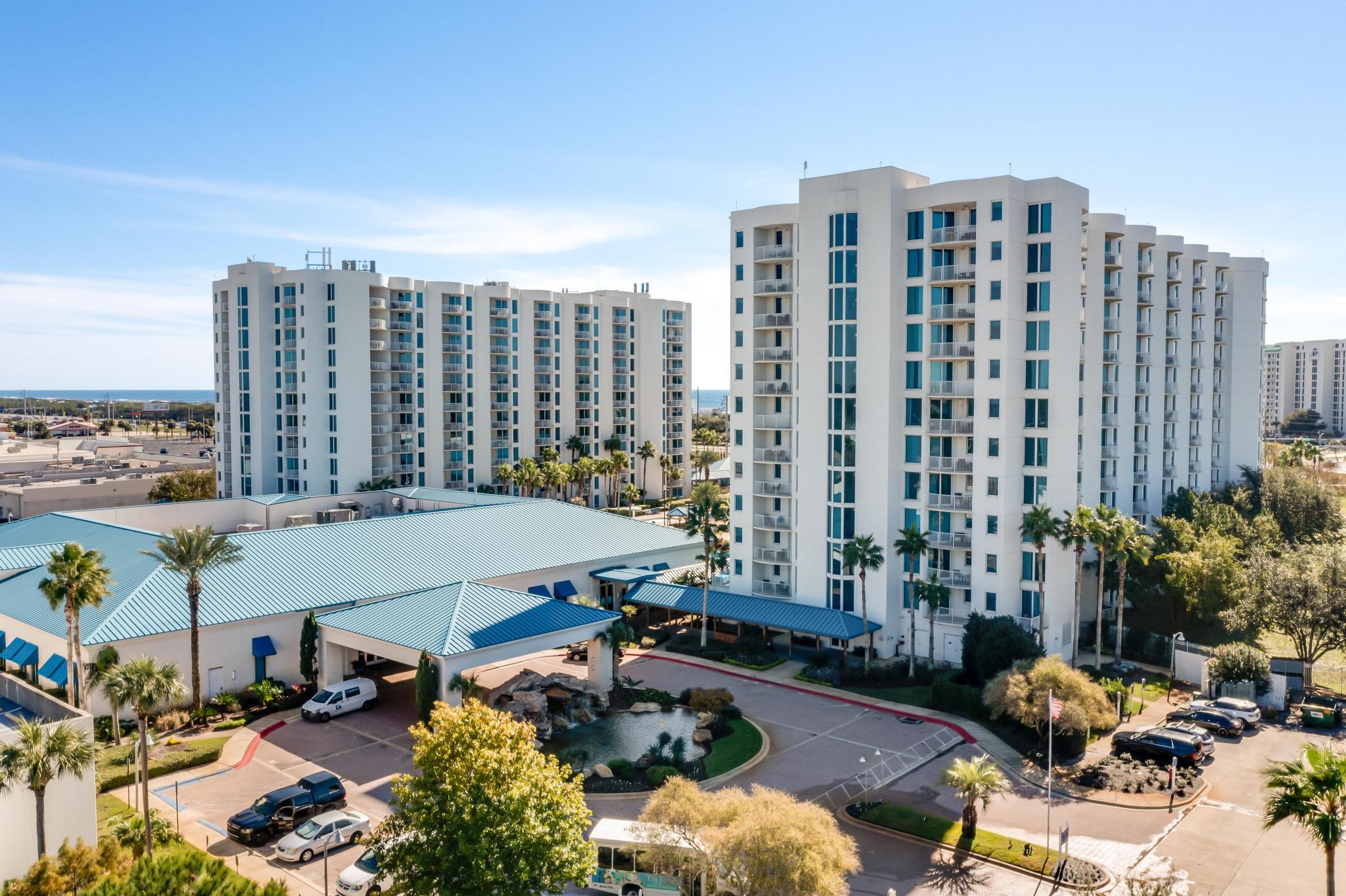 THE PALMS OF DESTIN - Residential