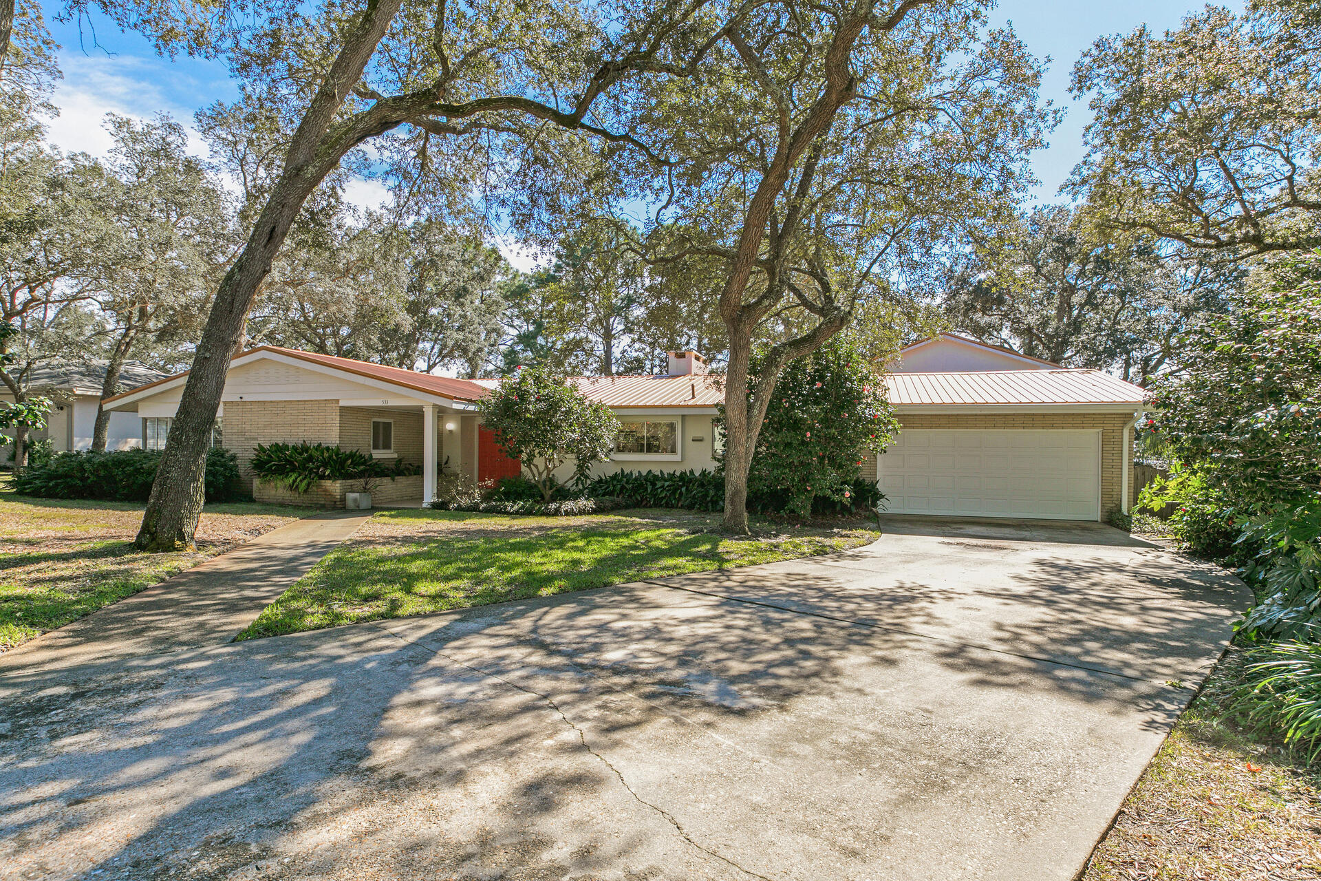 COLONY ESTATES - Residential