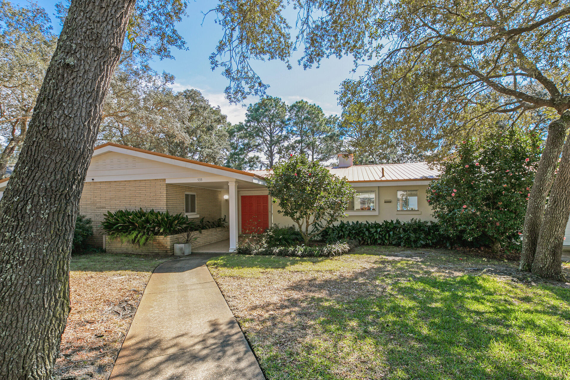 COLONY ESTATES - Residential
