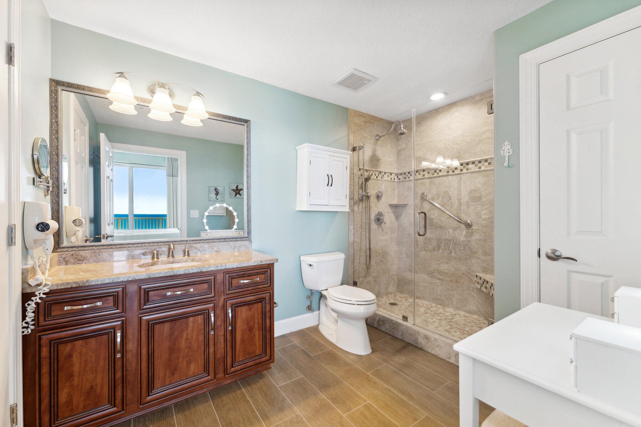 EMERALD ISLE - Residential
