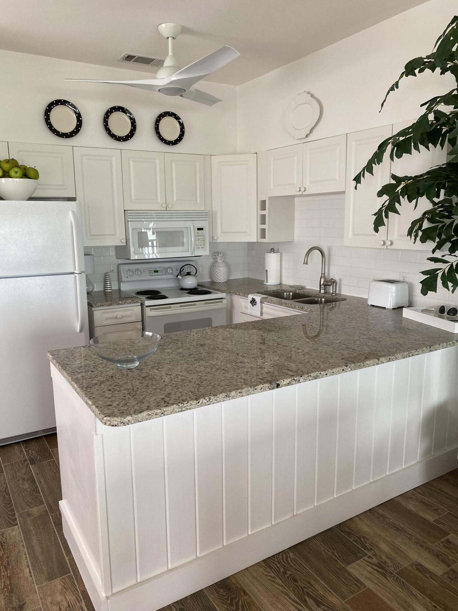 PALMS AT SEAGROVE CONDO UNIT C - Residential