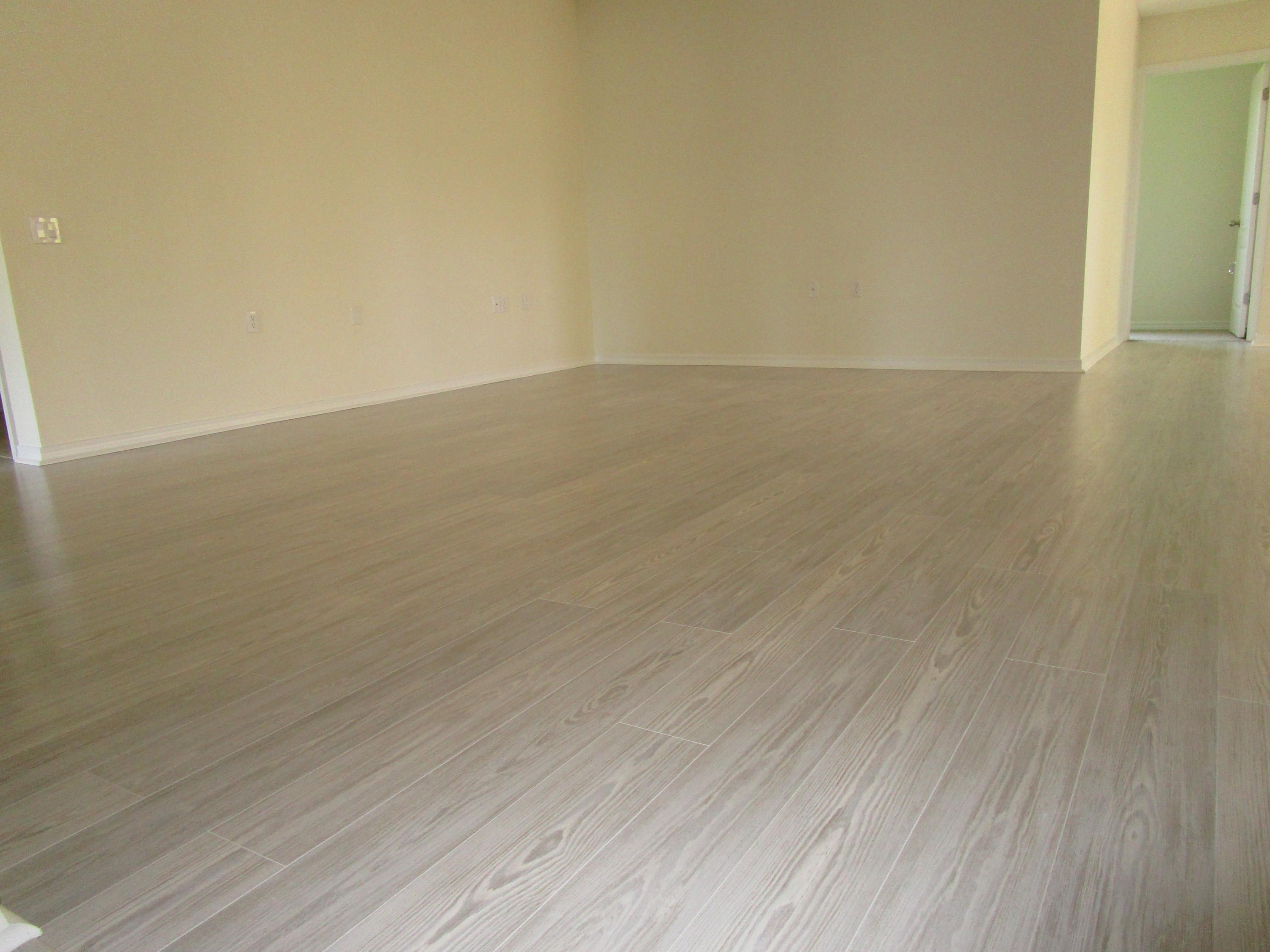 SHADOW LAKES - Residential