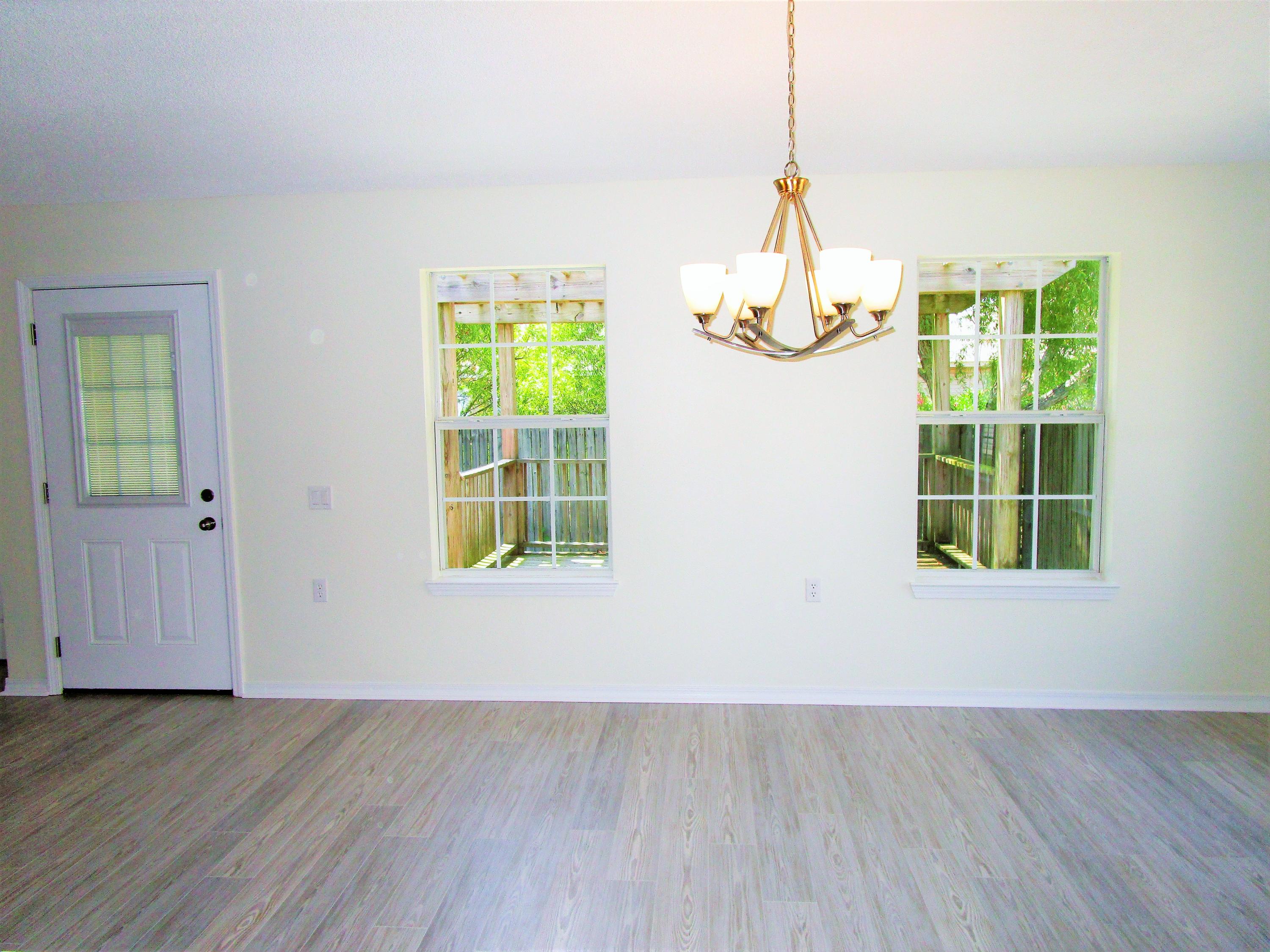 SHADOW LAKES - Residential