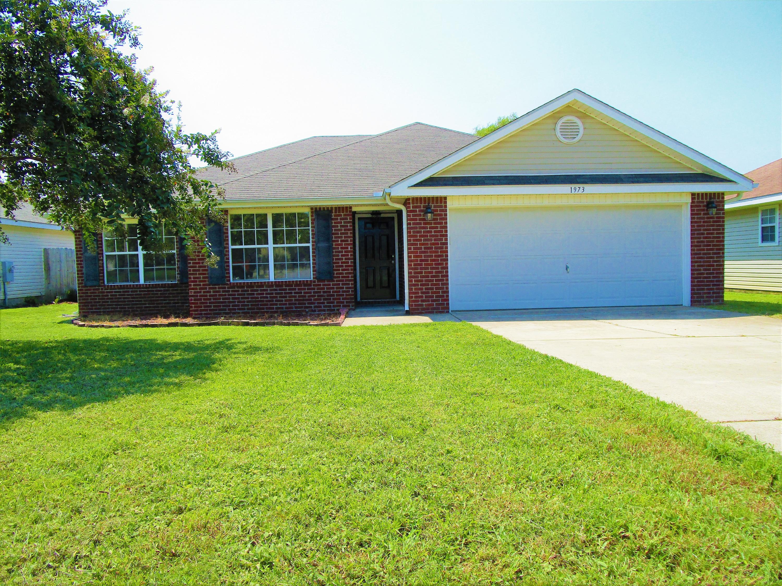 SHADOW LAKES - Residential
