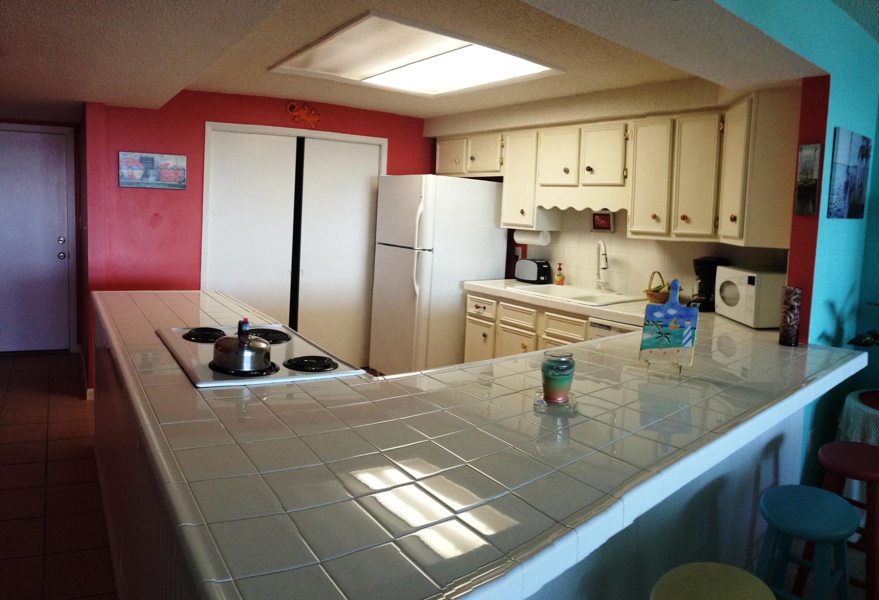 SHORELINE TOWERS 3 - Residential