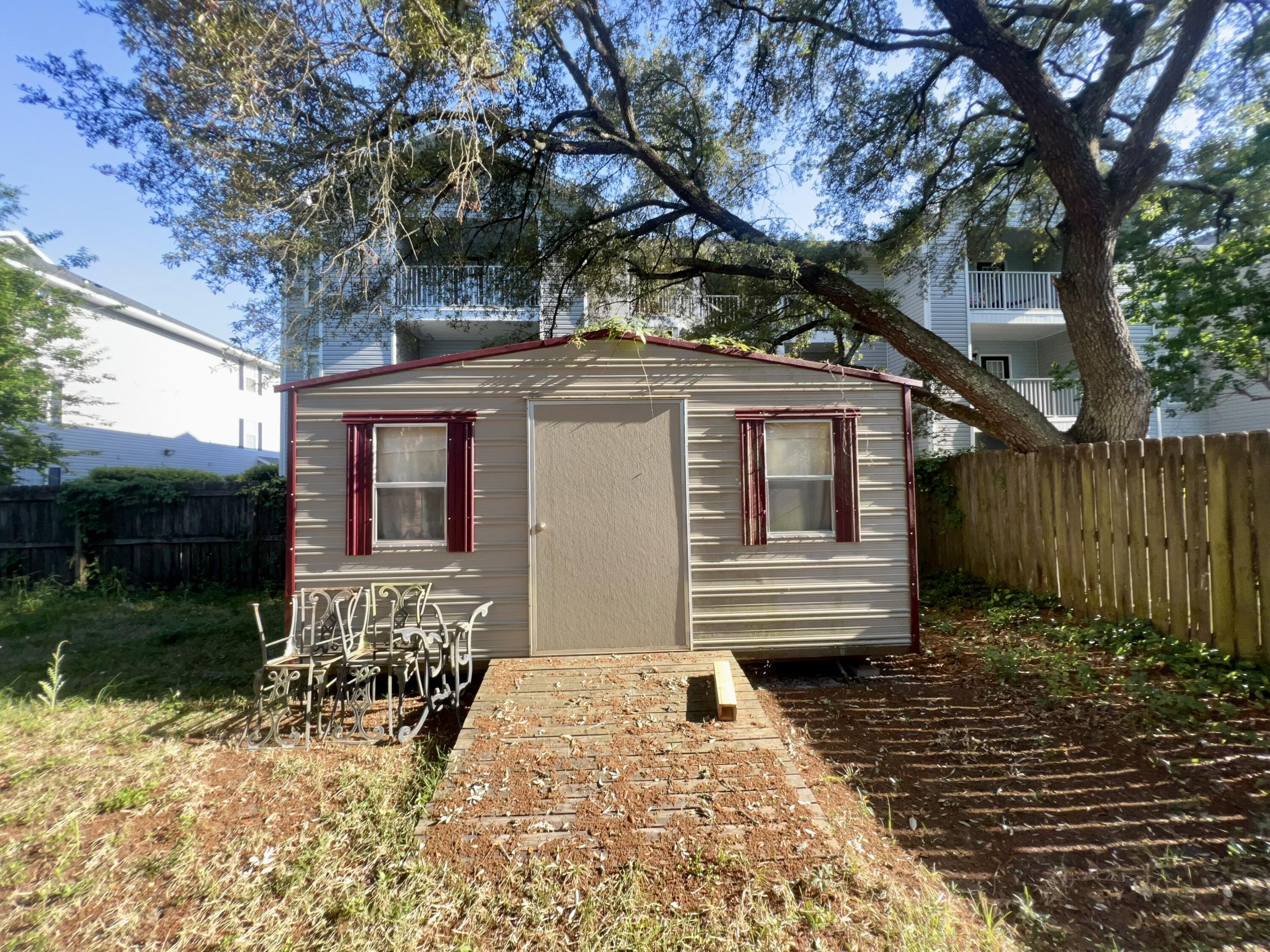 BRADYS S/D - Residential