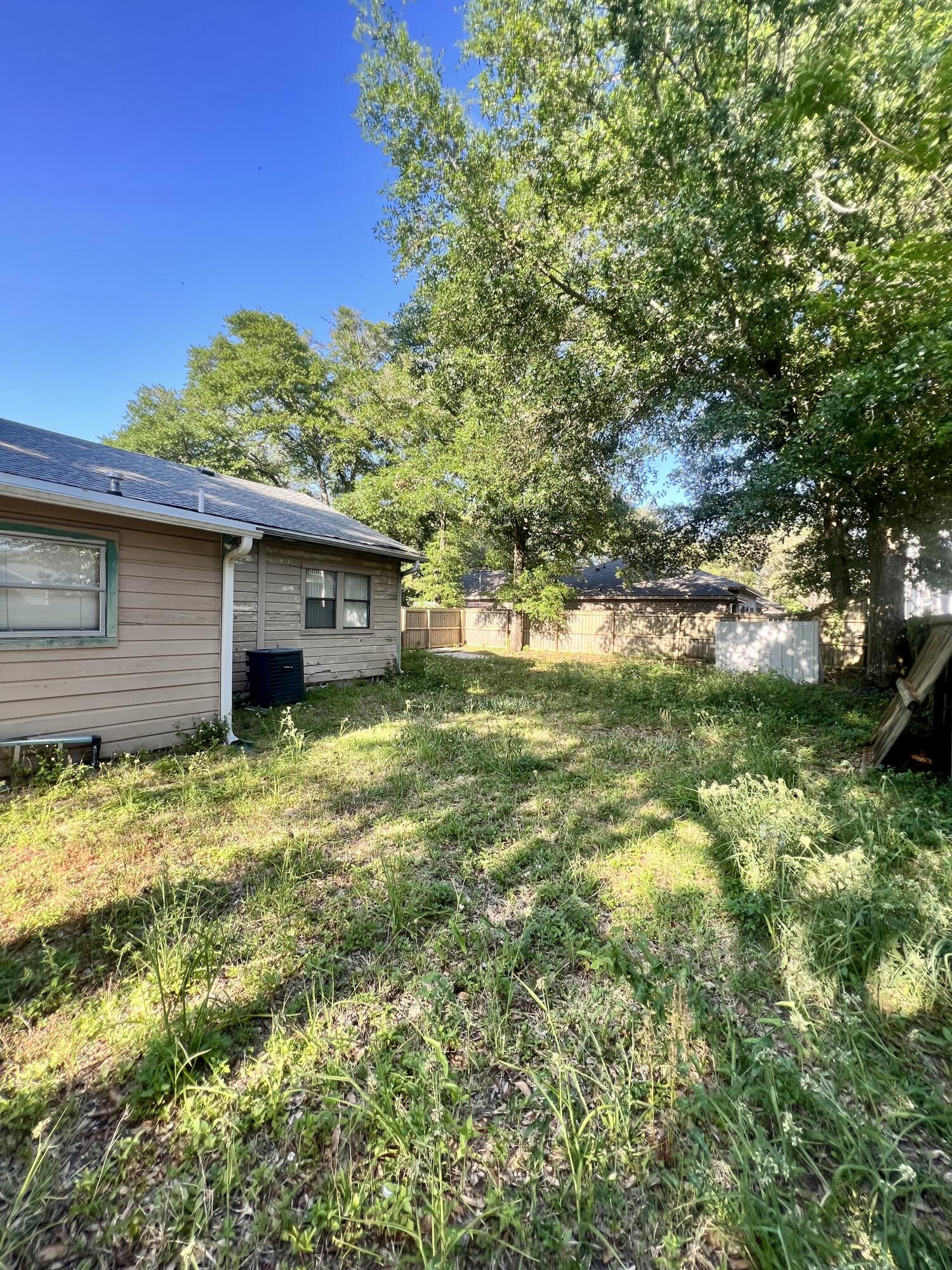 BRADYS S/D - Residential