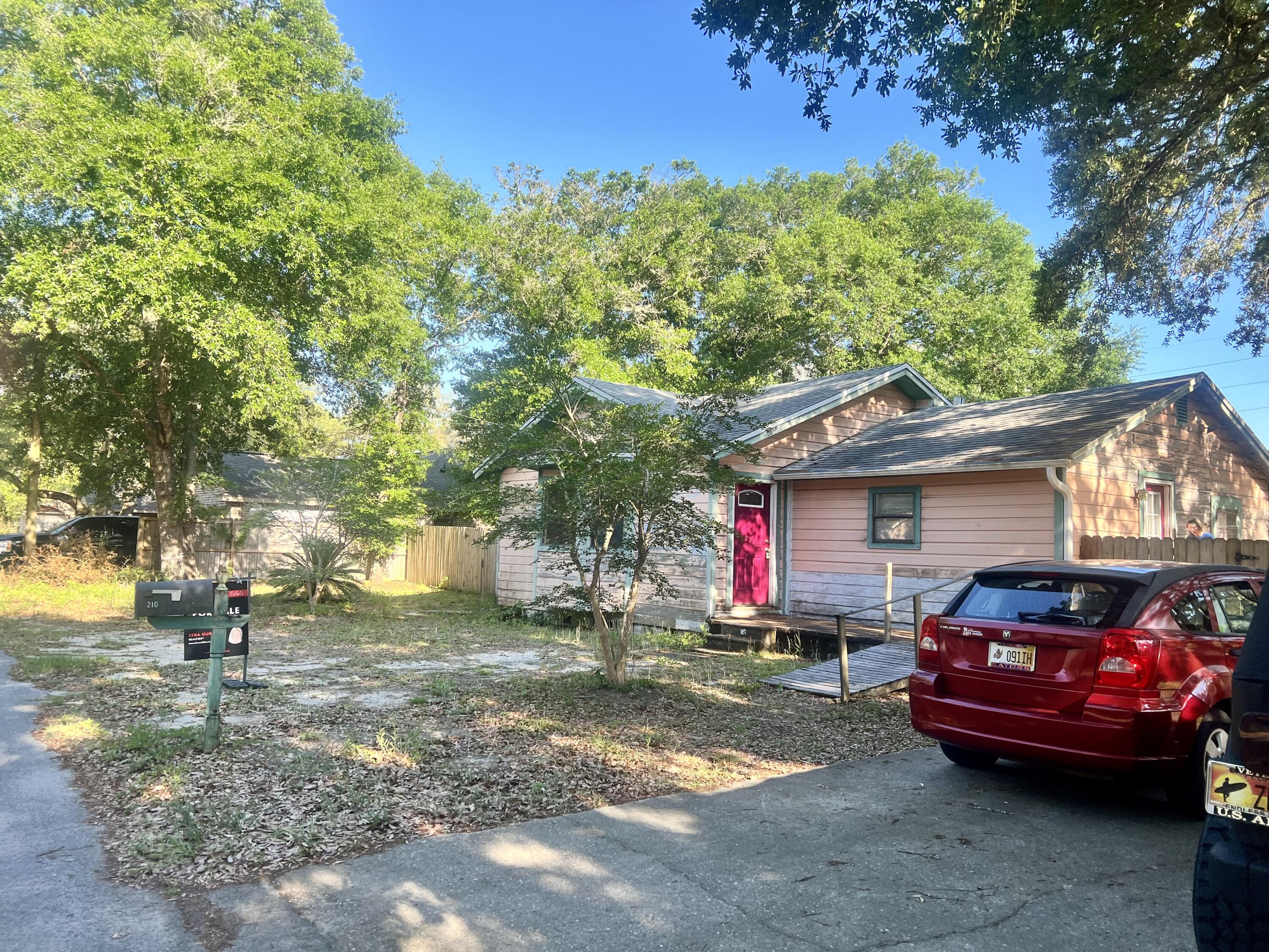 BRADYS S/D - Residential