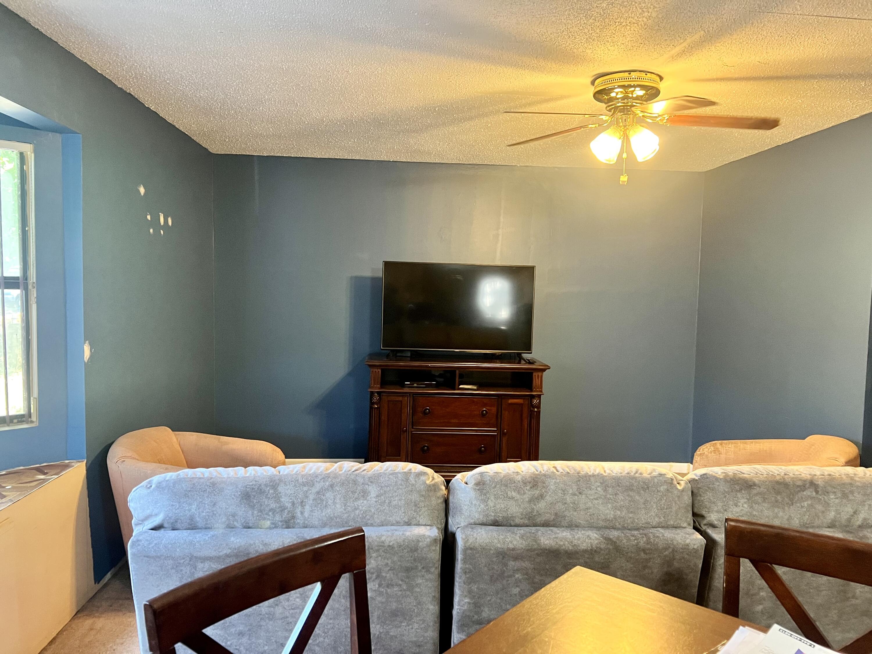 BRADYS S/D - Residential