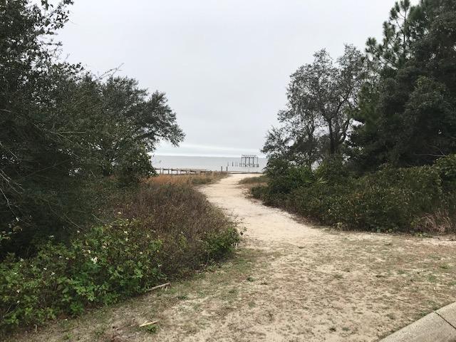 SOUND HAMMOCK - Land