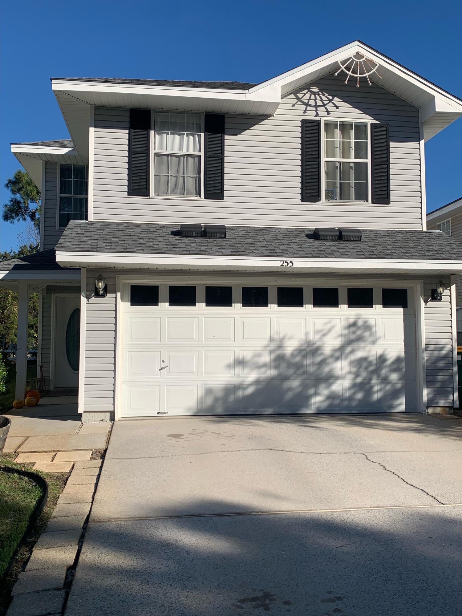 Largest floor plan in the neighborhood - This charming 2 story 2256 sf house in the heart of Destin is ready to be your new home! A large living room that opens to a bonus room that was enclosed for extra livable area. This kitchen has tons of counter space and a new over the range microwave and hood.  Laundry room is located between the 2 car garage and kitchen. Upstairs you will find a second living room and all four bedrooms. Master suite is spacious with a large window bringing in lots of natural light and has a huge walk-in closet. Master Bath has a double vanity sink and soaker tub with shower. The back patio is great for grilling or taking in the sights of the neighborhood park.  Home needs some updates so it is priced to sell!!!