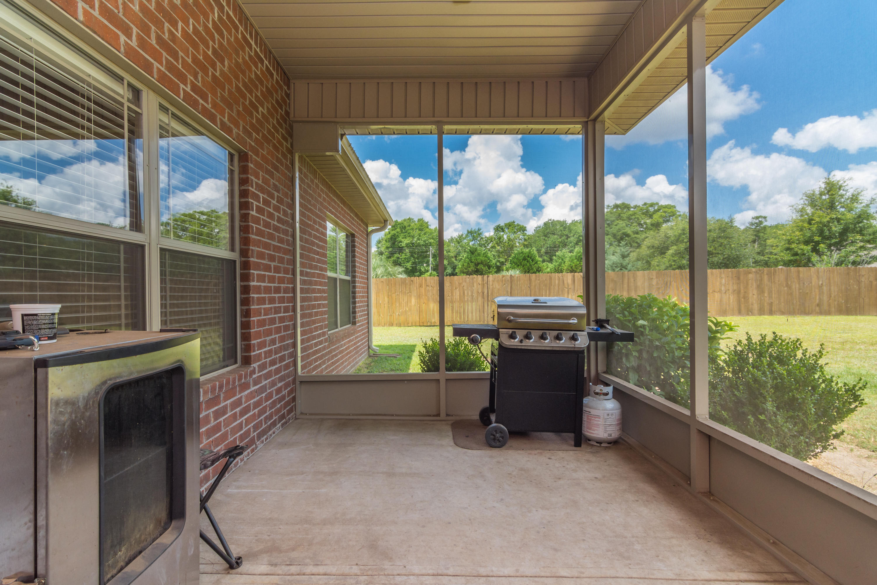 FOUR WINDS S/D - Residential