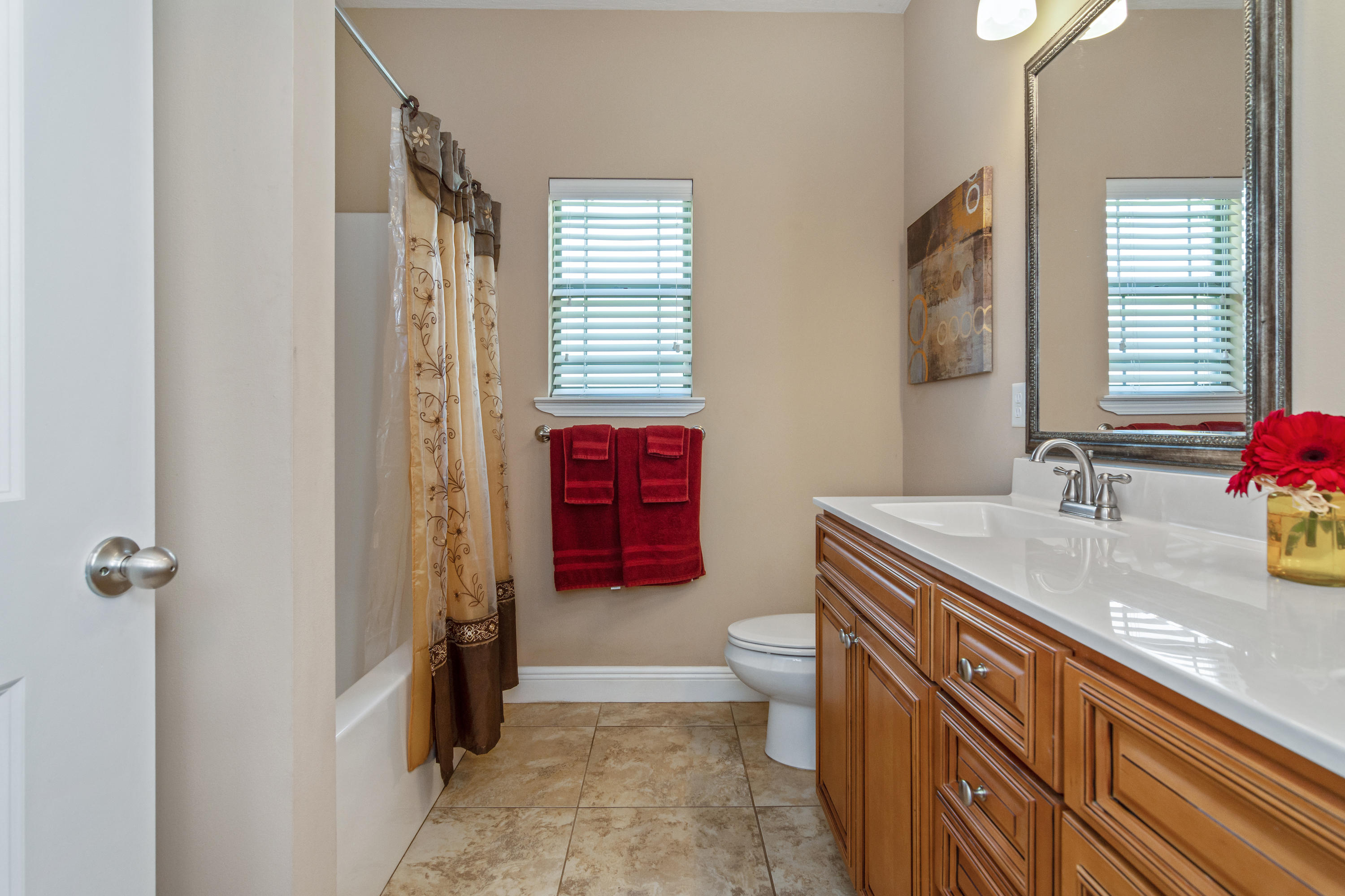 FOUR WINDS S/D - Residential