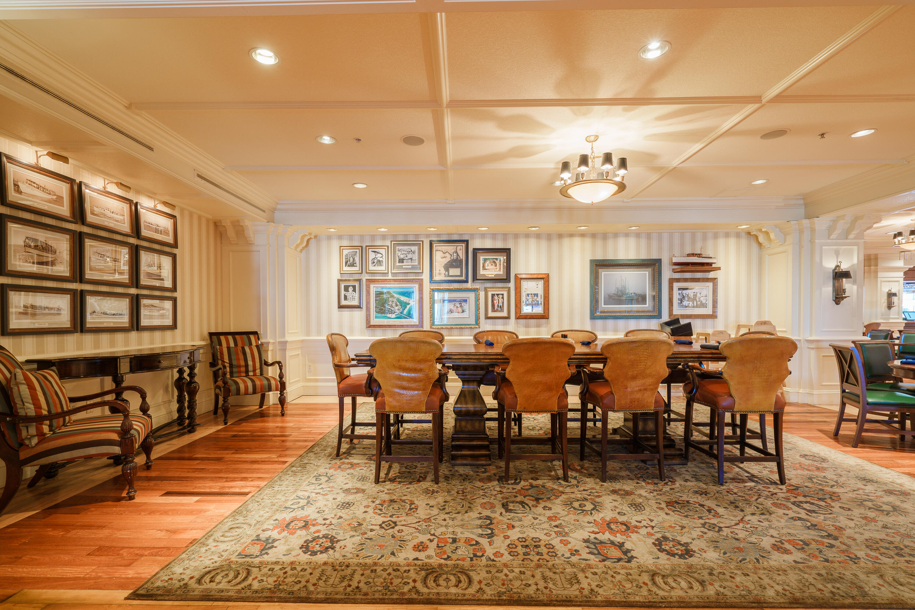 EMERALD GRANDE - Residential