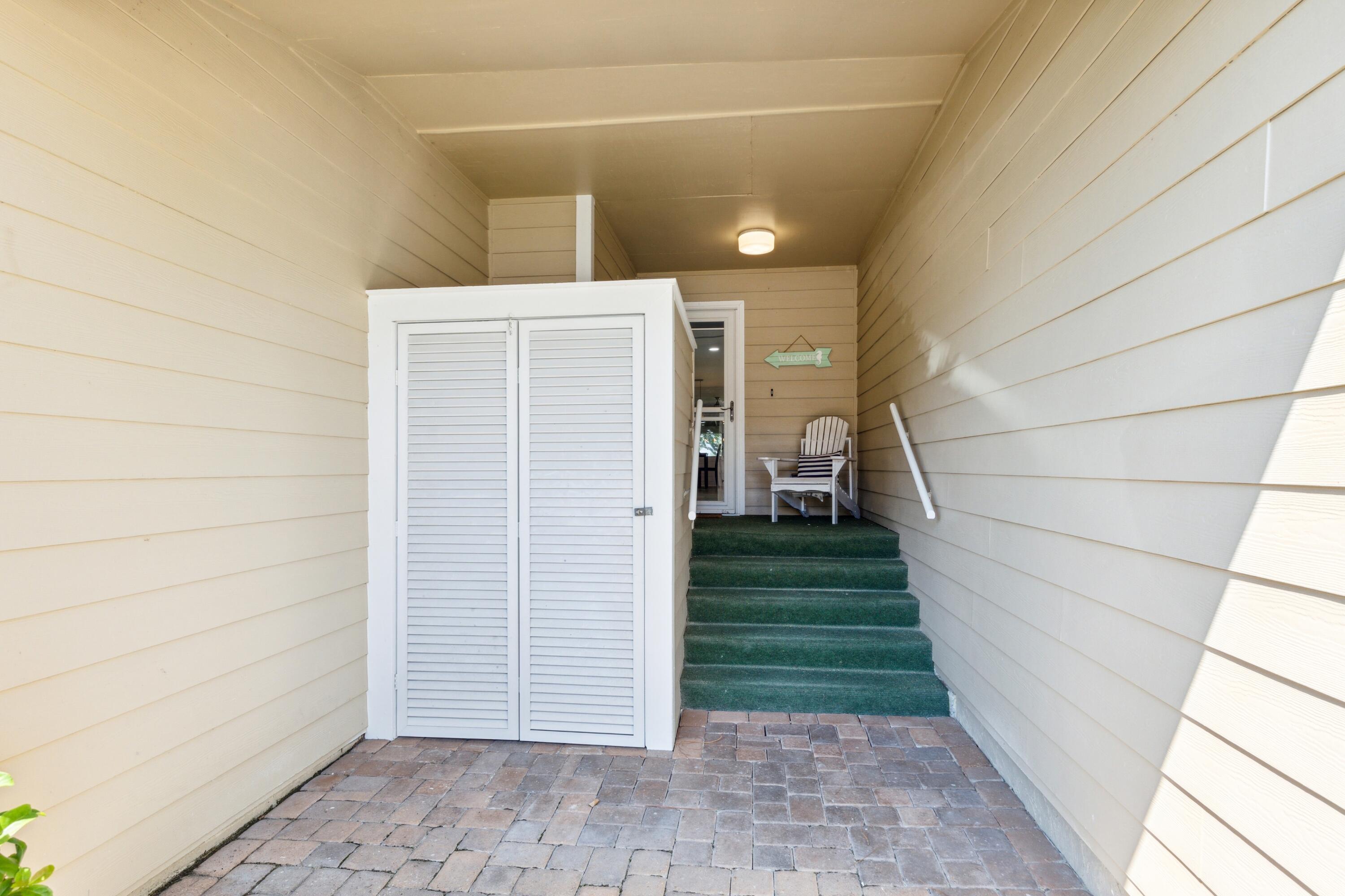 BAYOU VILLAGE CONDO PH 1 - Residential