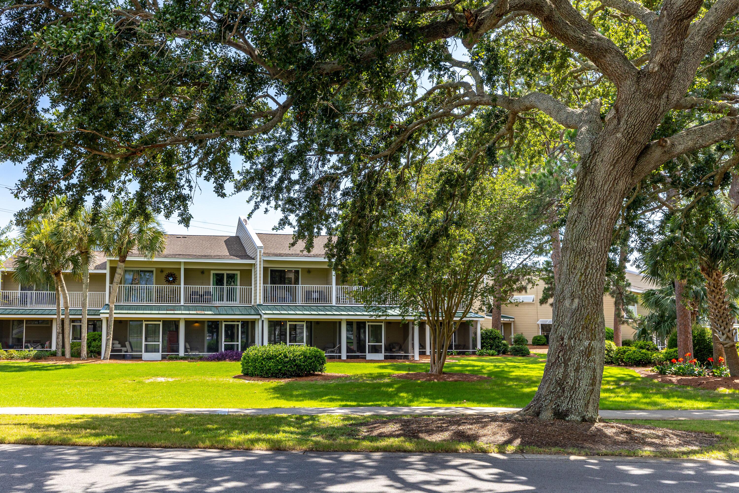 BAYOU VILLAGE CONDO PH 1 - Residential