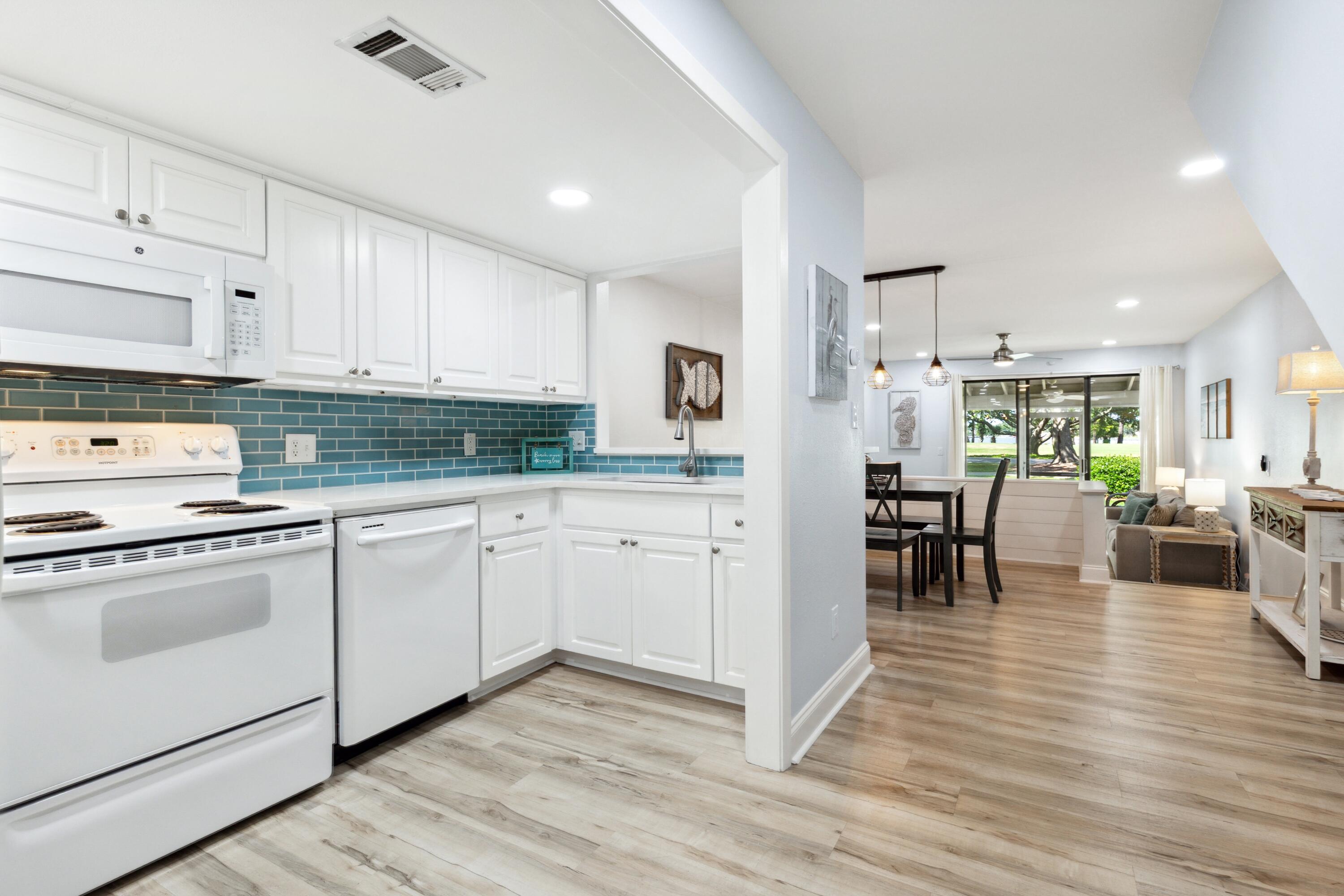 BAYOU VILLAGE CONDO PH 1 - Residential